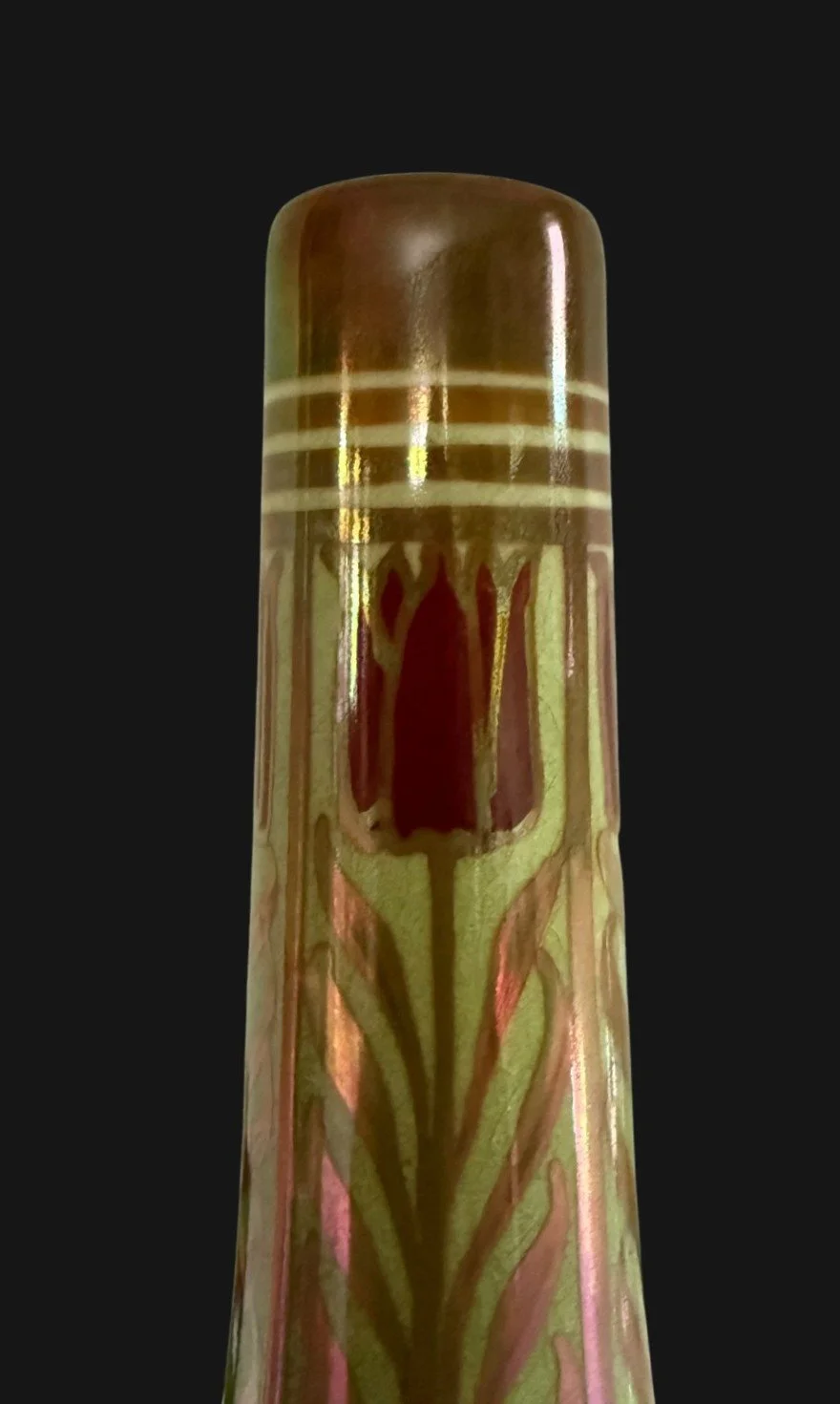 5642d Pilkington's Lustre Vase.jpg