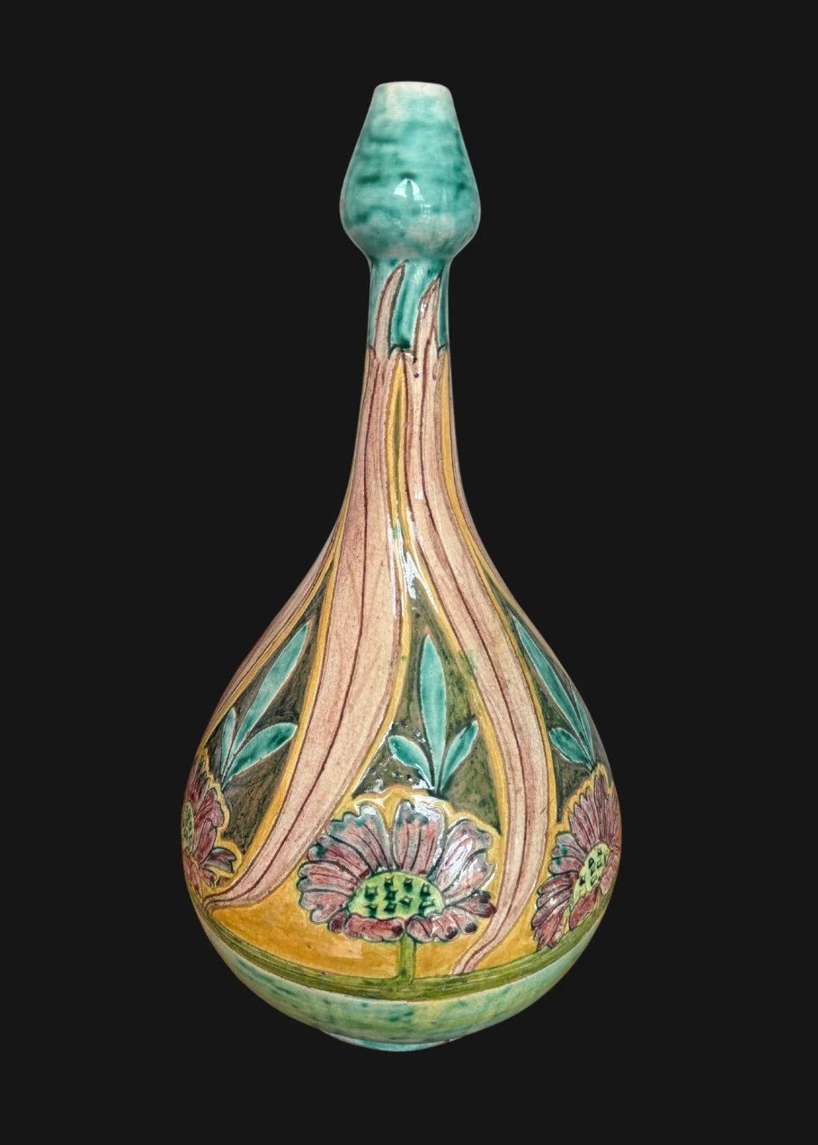 5673 Della Robbia Vase.jpg