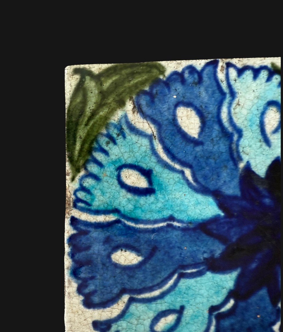 5615c William De Morgan Tile.jpg