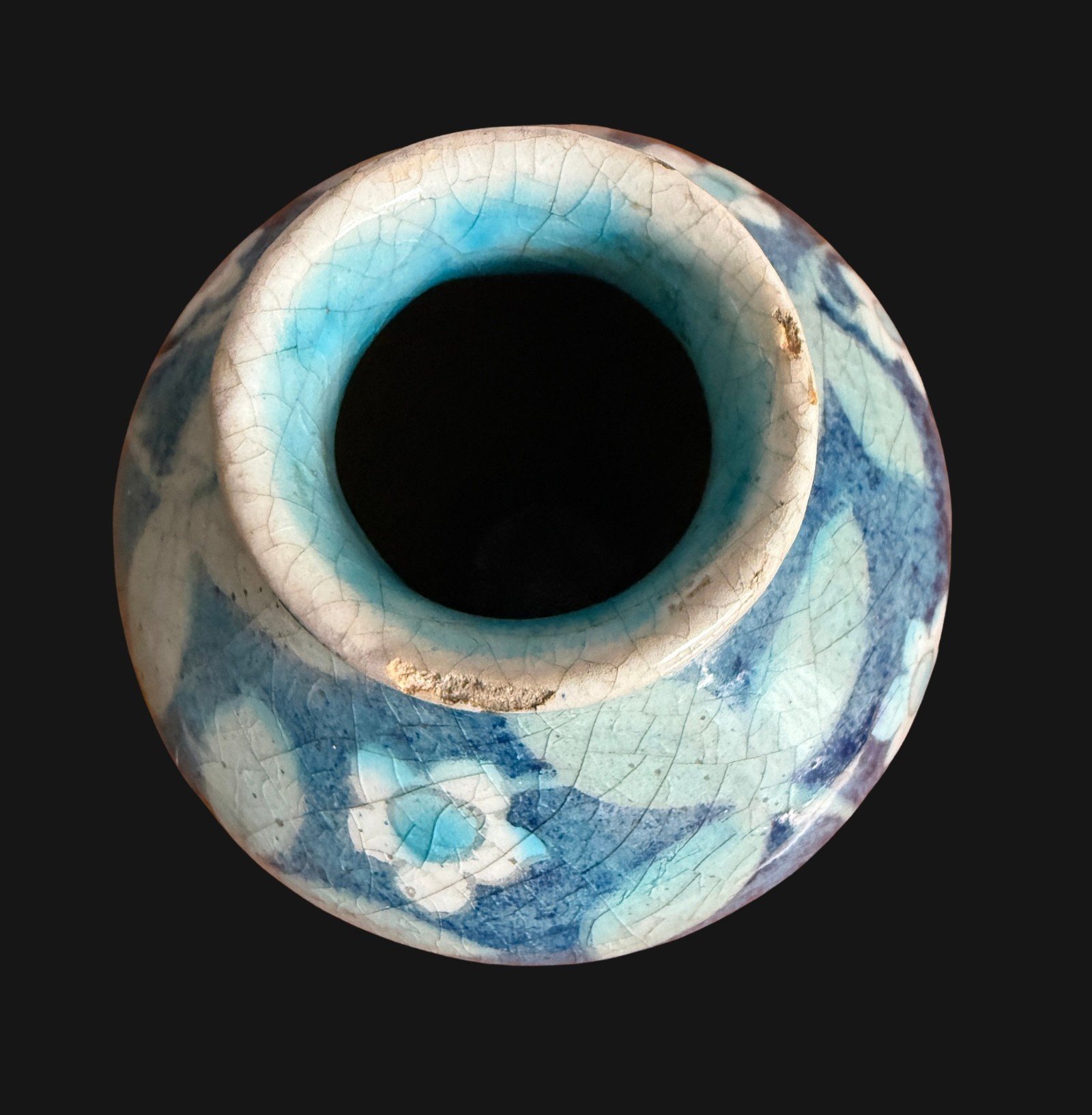 5658d William De Morgan Vase.jpg