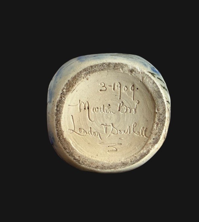 5666f Martin Brothers Vase.jpg