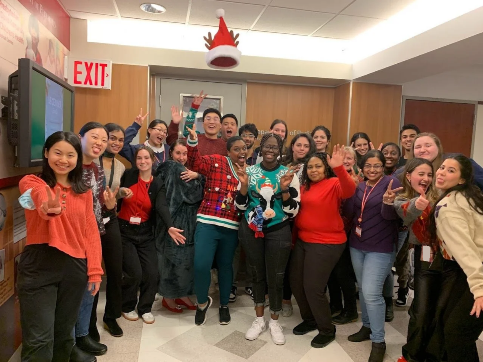 Happy Holidays from the Permar & Fouda Labs! (2023)