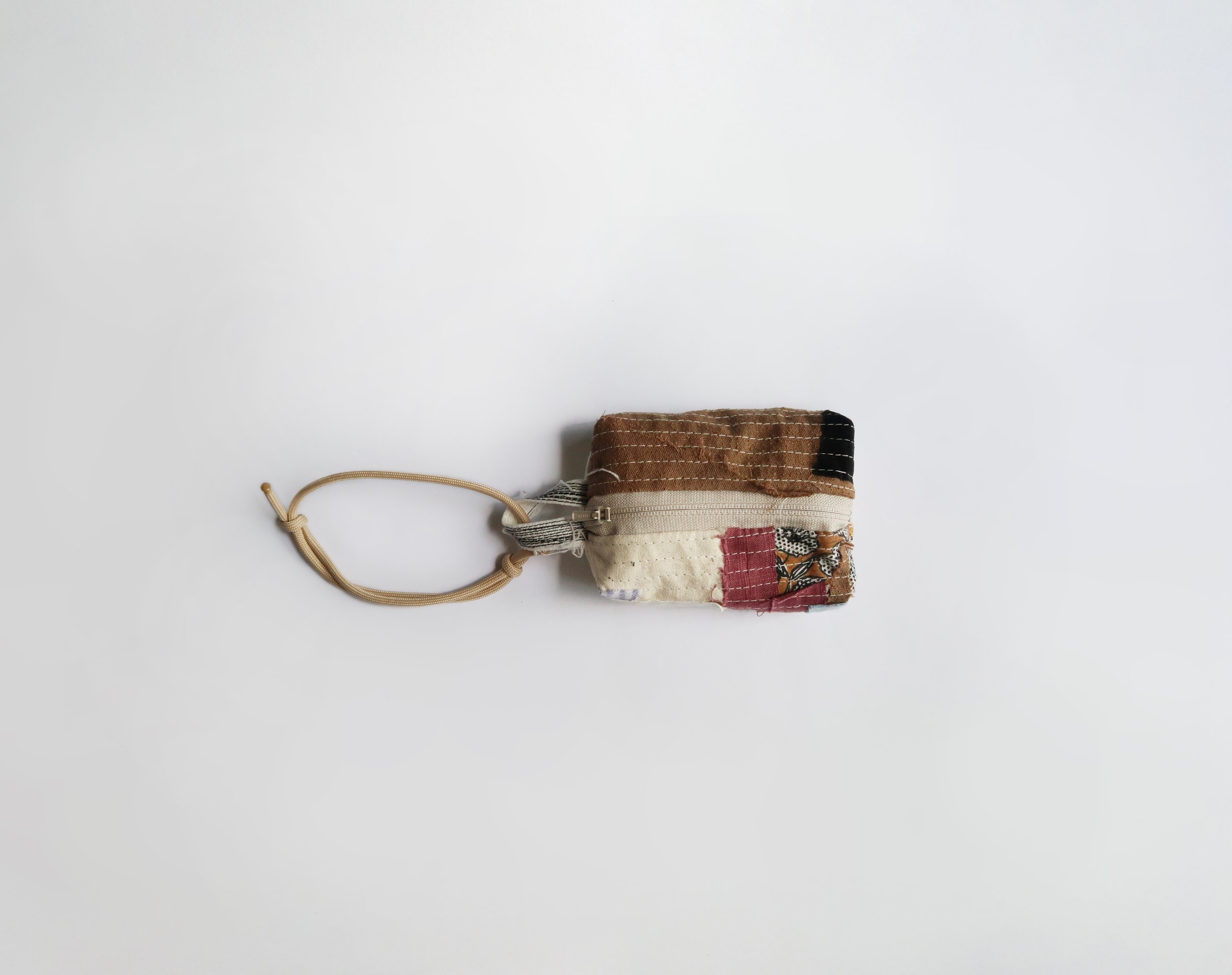 arr pouch 0.7 front.jpg