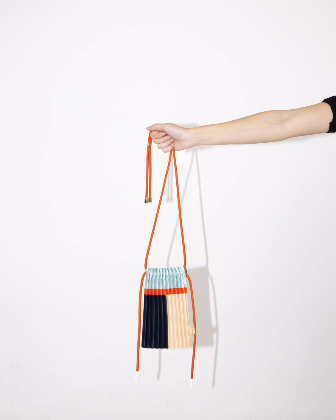 Multitudes Mini Bag Blue 3.png