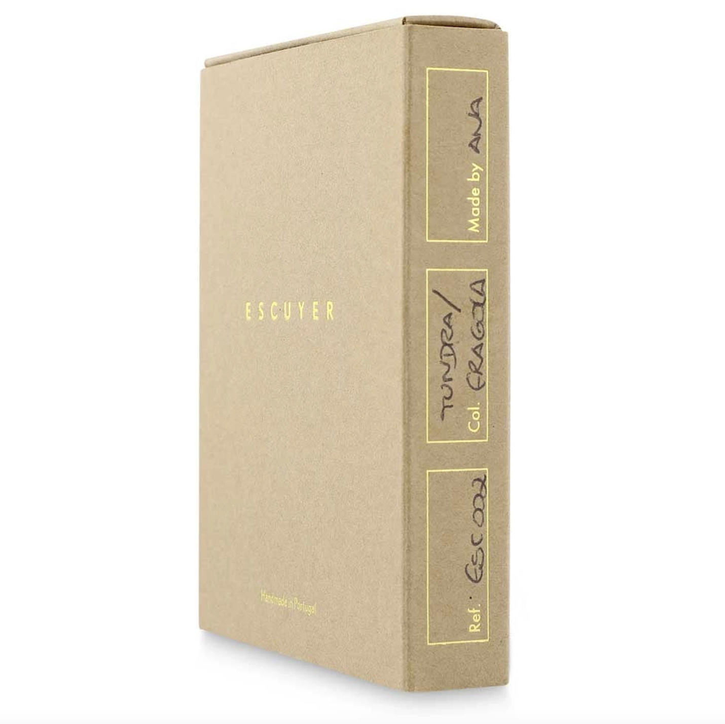 Escuyer cardholder packaging.png (Copy) (Copy)