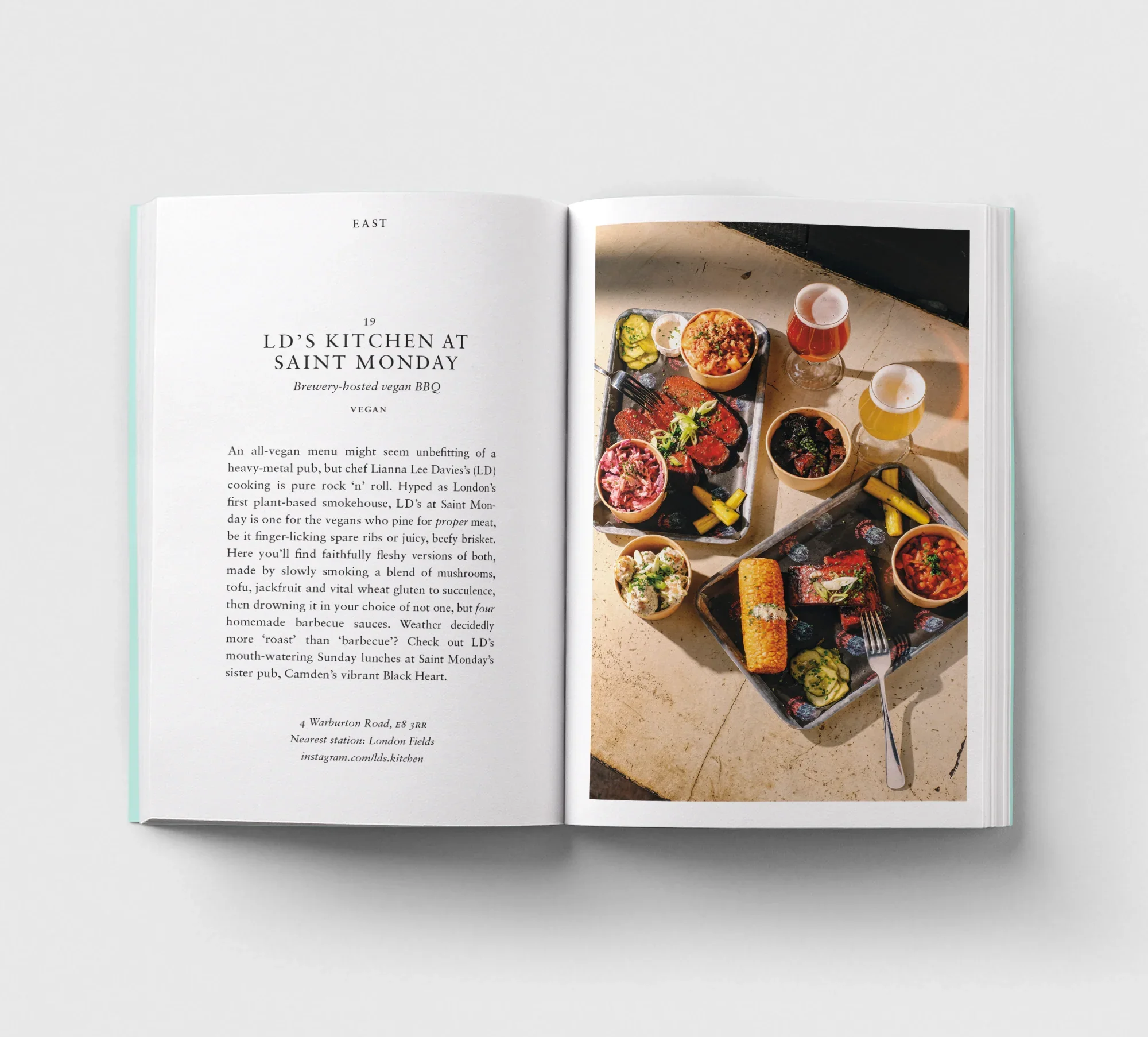 19_VeganLondon3_Spreads_Grey_LD_sKitchen_01.webp