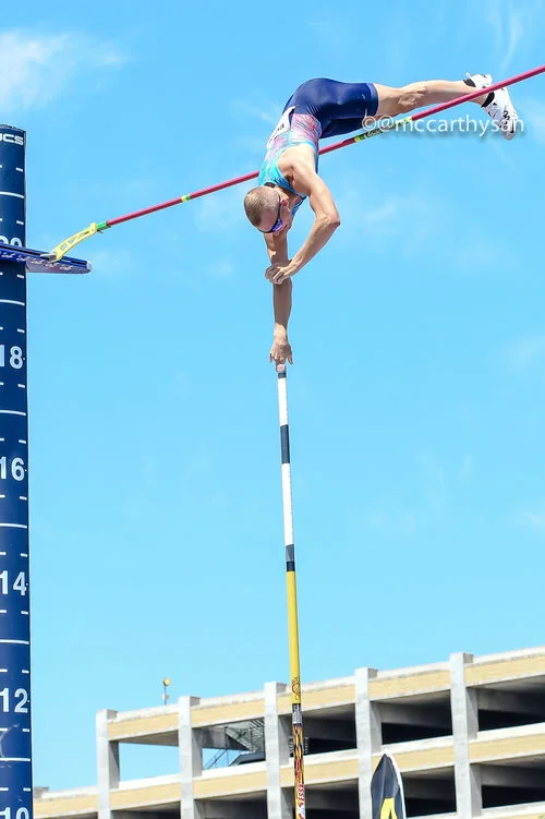 essx pole vault