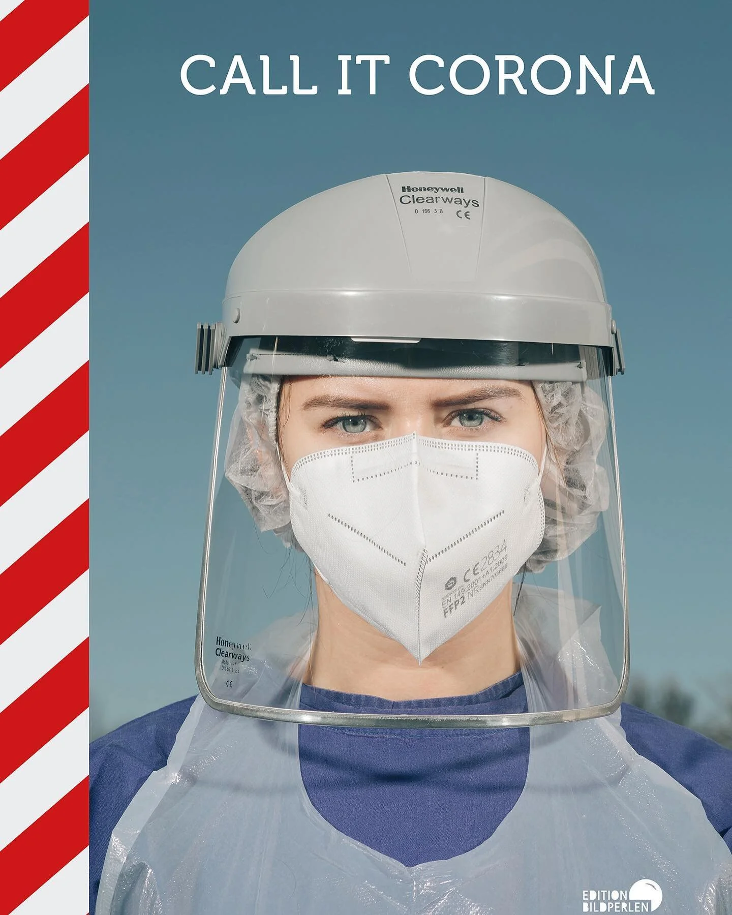 CALL IT CORONA

Bildband im Verlag Edition Bildperlen 

Ab Mitte Oktober im Buchhandel oder direkt unter www.callitcorona.com erh&auml;ltlich.

89 Fotograf:innen 
&uuml;ber 2 Jahre Pandemie 
280 Fotografien

Entstanden ist ein eindr&uuml;ckliches fot