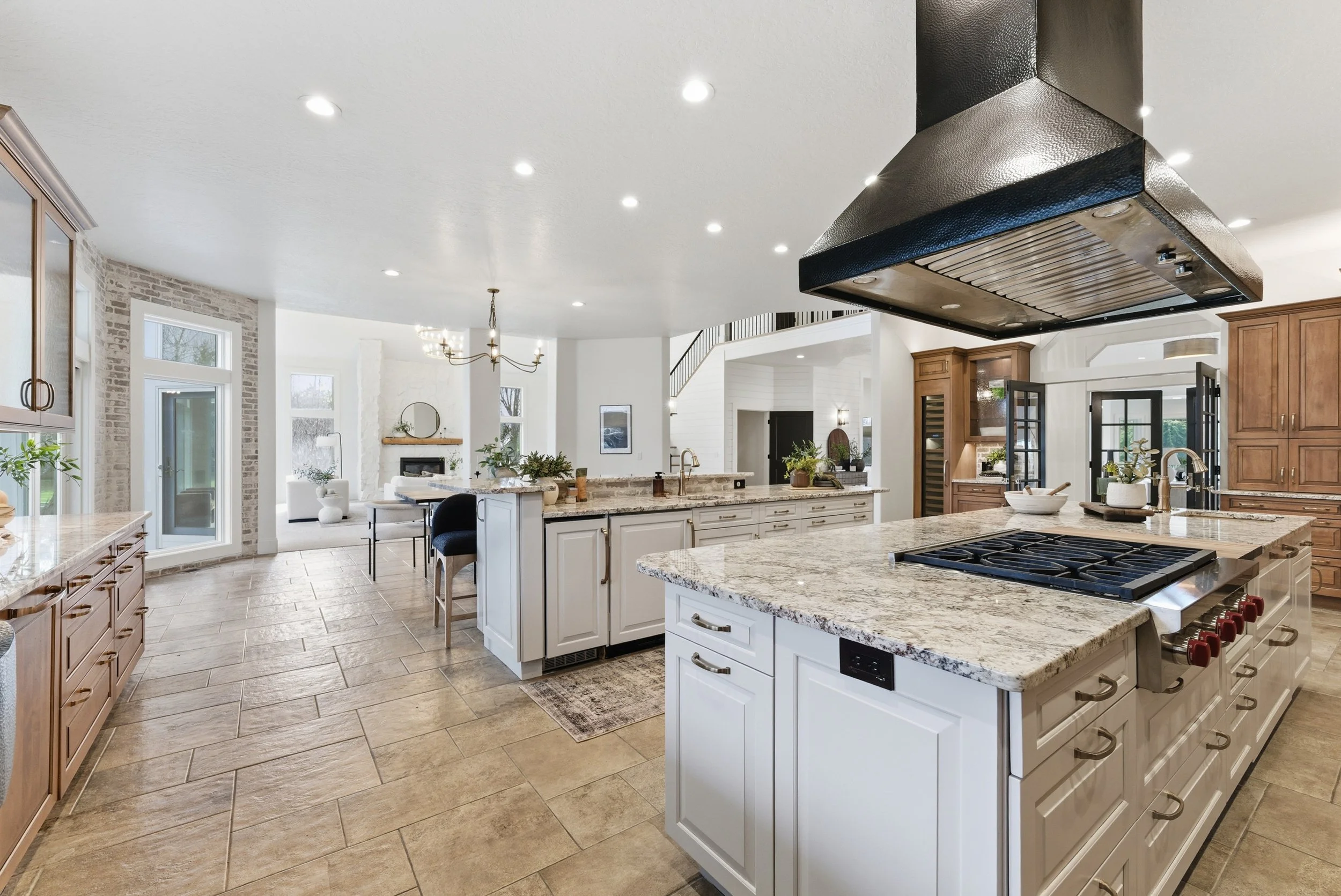 Jasmine Listing-15.jpg