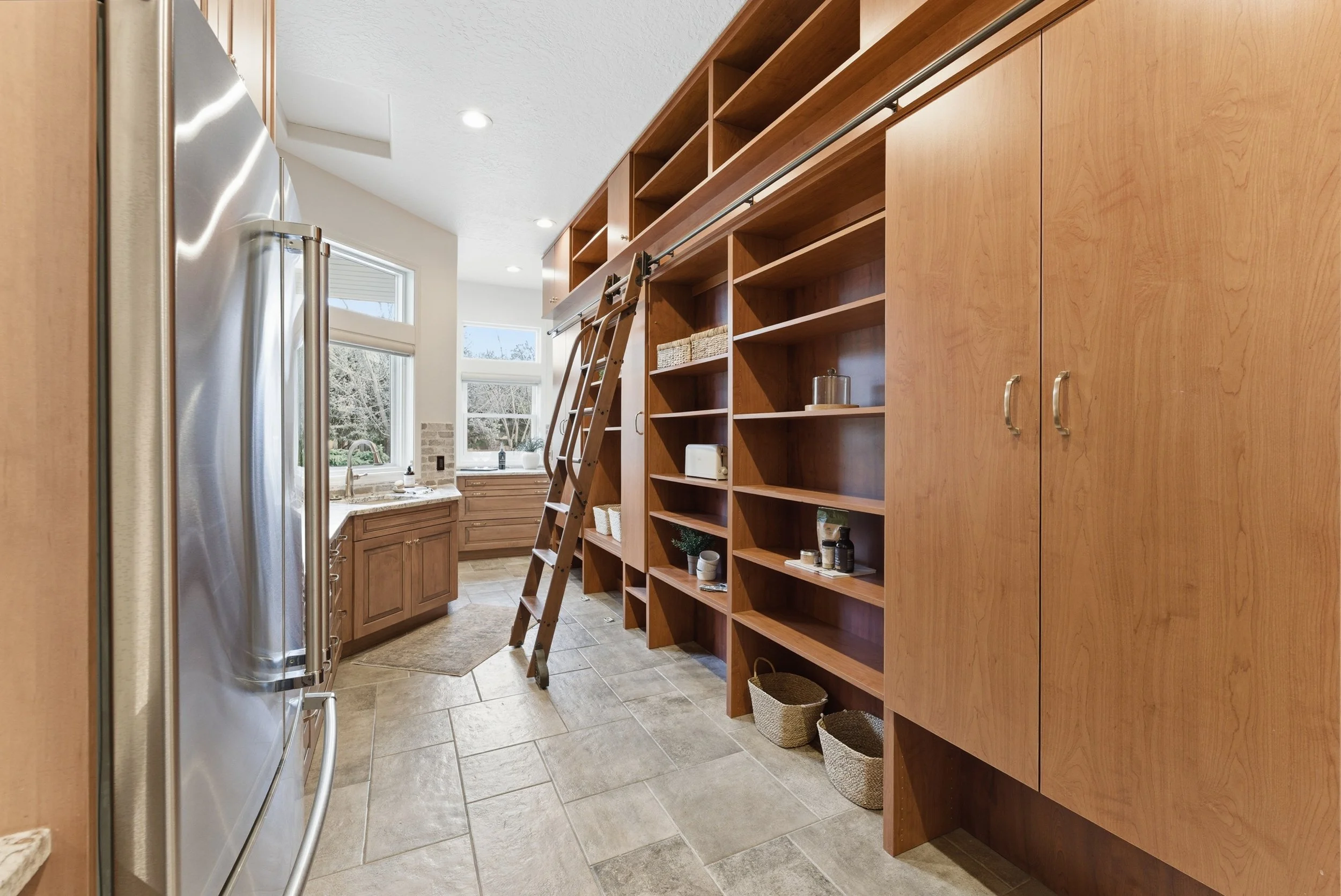 Jasmine Listing-20.jpg