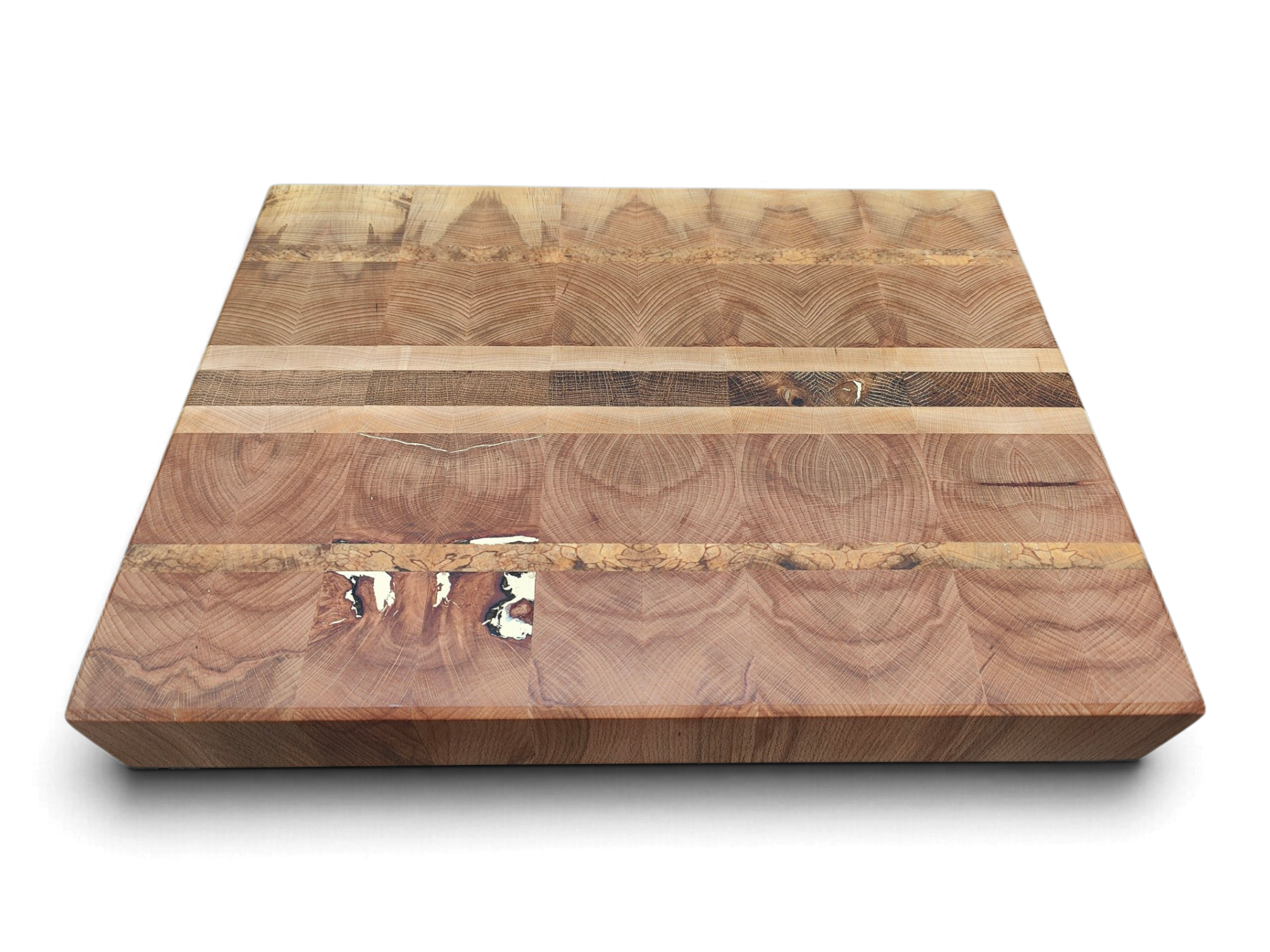 Oak centre strip framed by pale beech in an end grain board