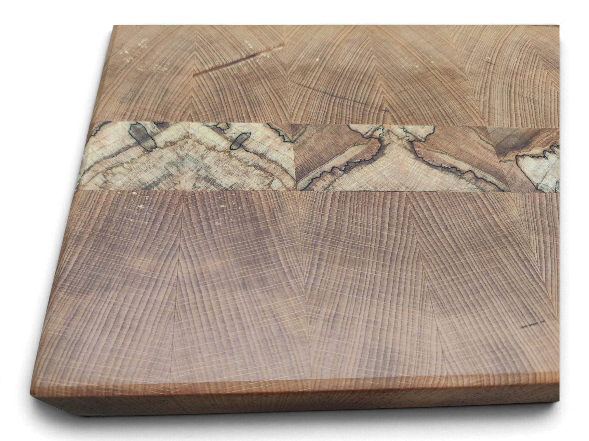 Dark spalt lines in Irish beech end grain, close detail