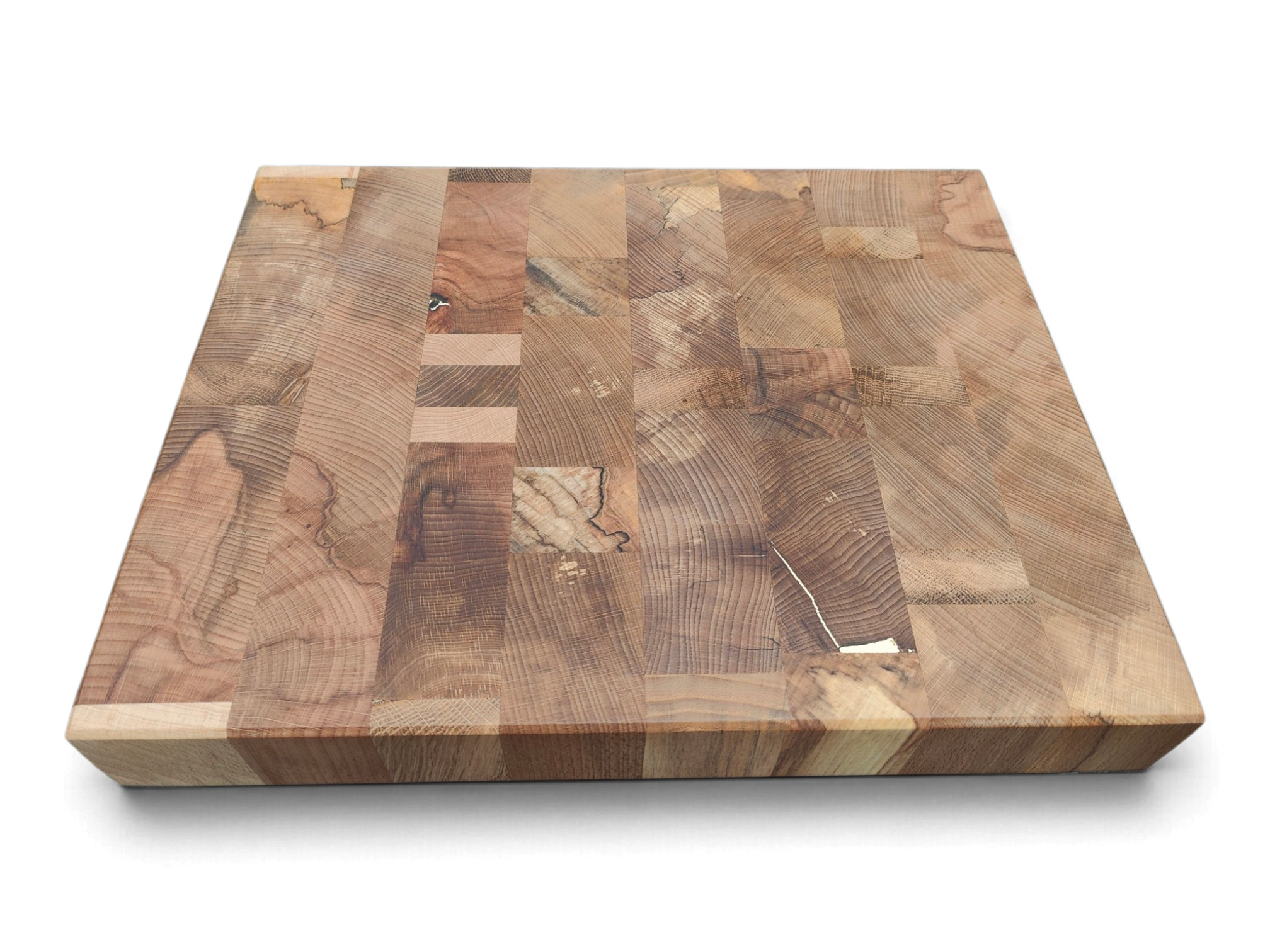 Near-square end grain chaos board, 390 × 315mm