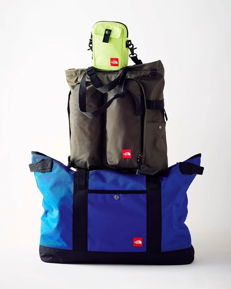 TNF-SS26-Red-Box-EPLP-Carousel-Image-Desktop_5.jpeg