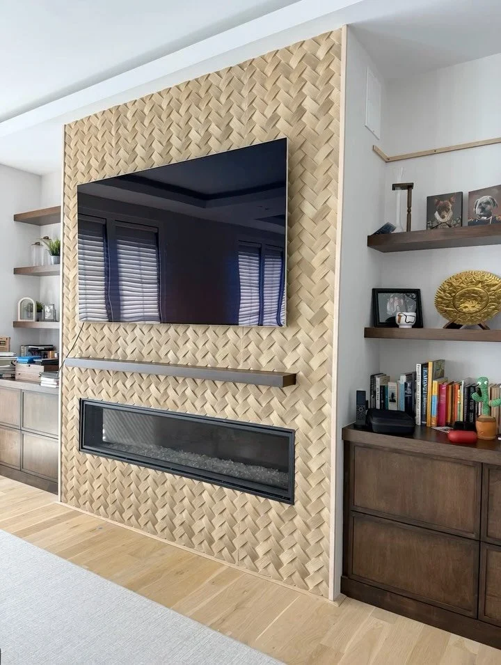 We wanted this custom fireplace in a Bethesda, MD home to feel like a true focal point, so we leaned into texture and depth to give it more presence.

What do you think?

Tile: @porcelanosa 

#fireplacedesign #featurewall #texturedtile #bethesdahomes