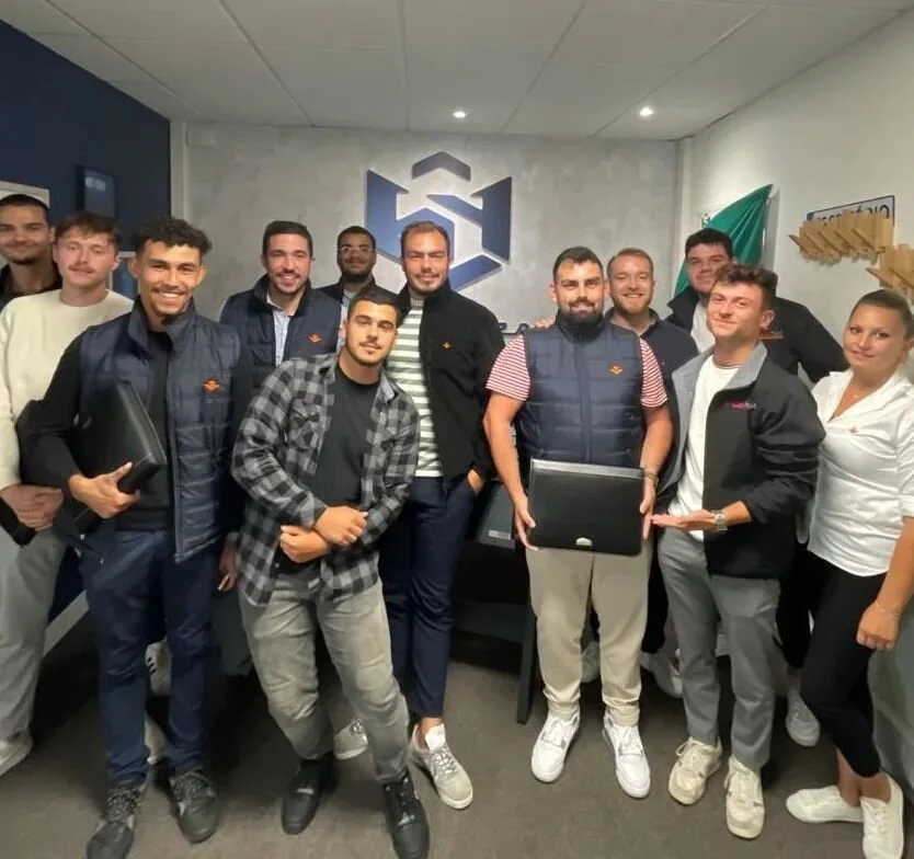 📣 C'est la rentr&eacute;e chez Manufatess !! 📚🖊️

Vendredi 9 septembre &agrave; eu lieu la 1&egrave;re journ&eacute;e d'int&eacute;gration de cette rentr&eacute;e ! 🔥
Nous avons accueilli en formation 8 VRP en alternance et 1 VRP en CDI sur les a