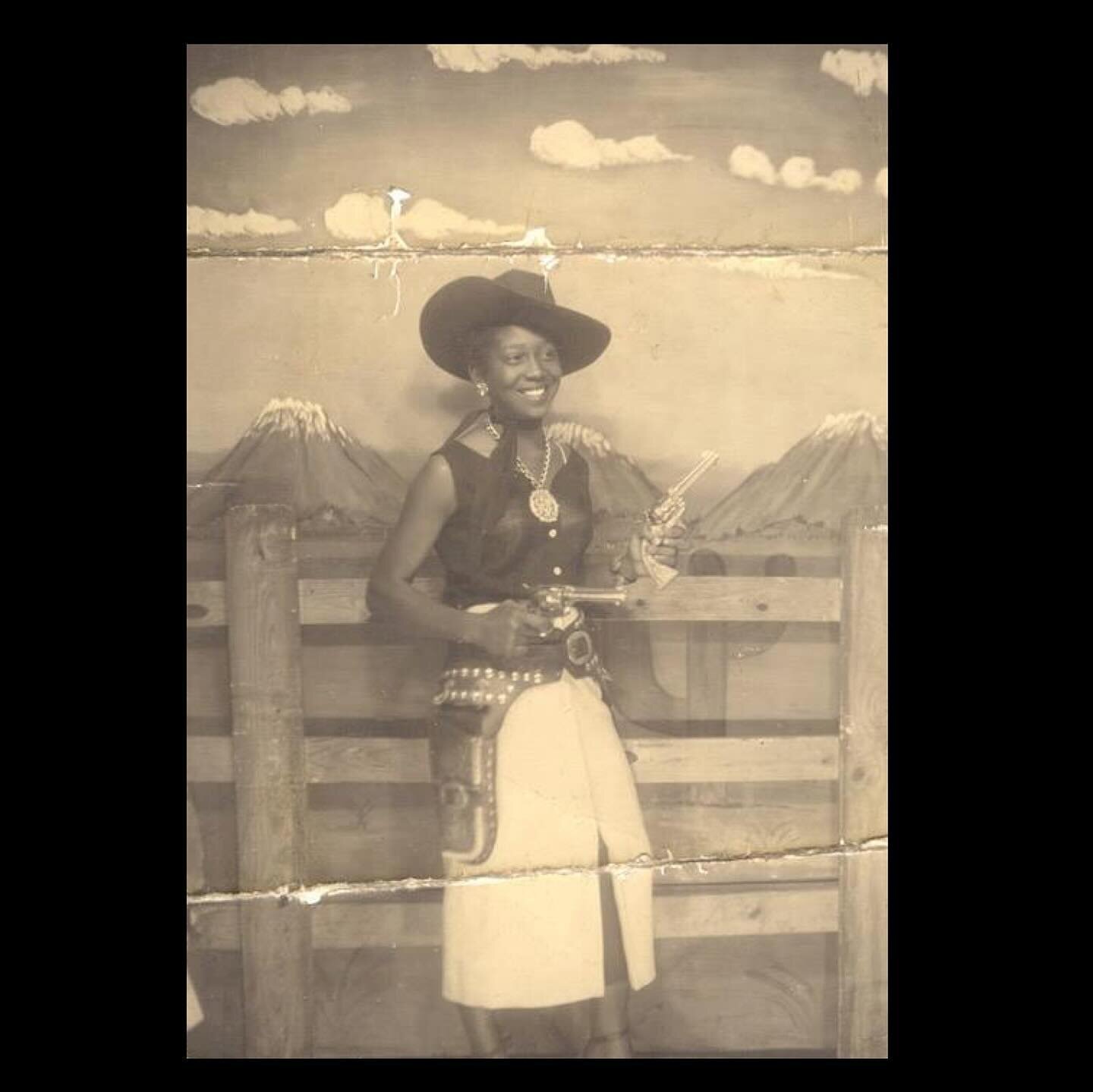 c  mid 1900s, studio portrait of a young woman wearing a cowboy hat and lots of other accessories {*winks and hits repeat 🌞🔁🐎🎶} &mdash;Repost from  Pinterest, see also illyadarling on tumblr