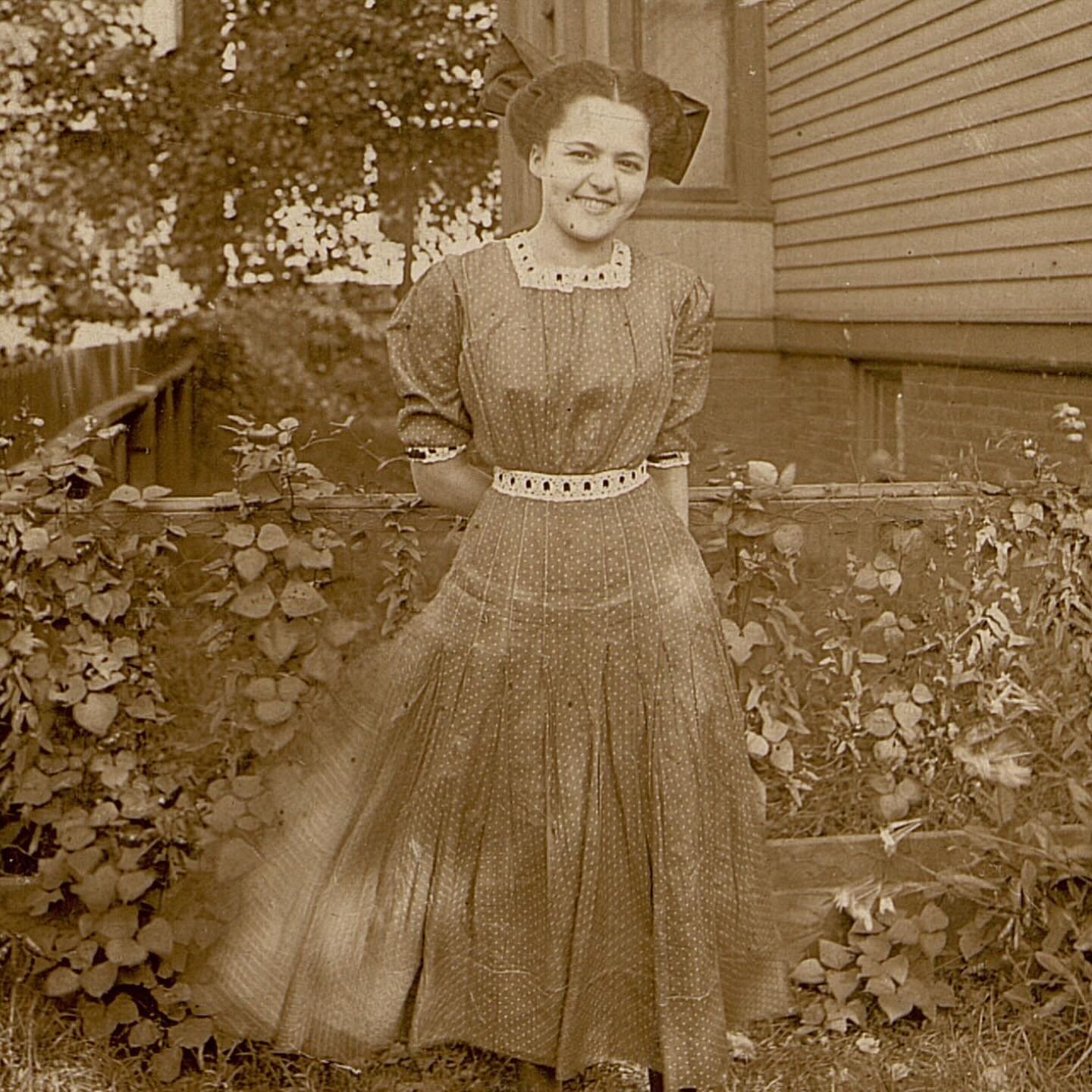 c 1890-1920, outdoor portrait of a smiling young lady identified as &ldquo;Jack&rdquo; Ann Louise Shaw {*a beaming smile for your Wednesday 🌻haven&rsquo;t had much time to research lately but just found this gem and felt it necessary to share. 
 
Th