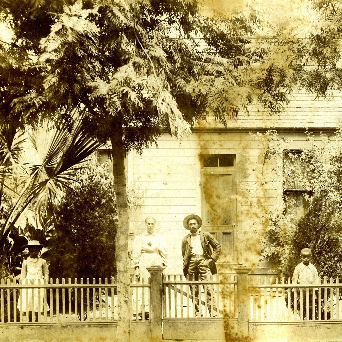 c 1894, photo of the (prominent) Roberts family standing in front of their home in Los Angeles, CA 
 
{*my thoughts are with those affected by the devastating blazes 🕊️ praying godspeed on the road ahead 🫂} 
 
🗂️ &mdash;AfAm Museum and Library of 