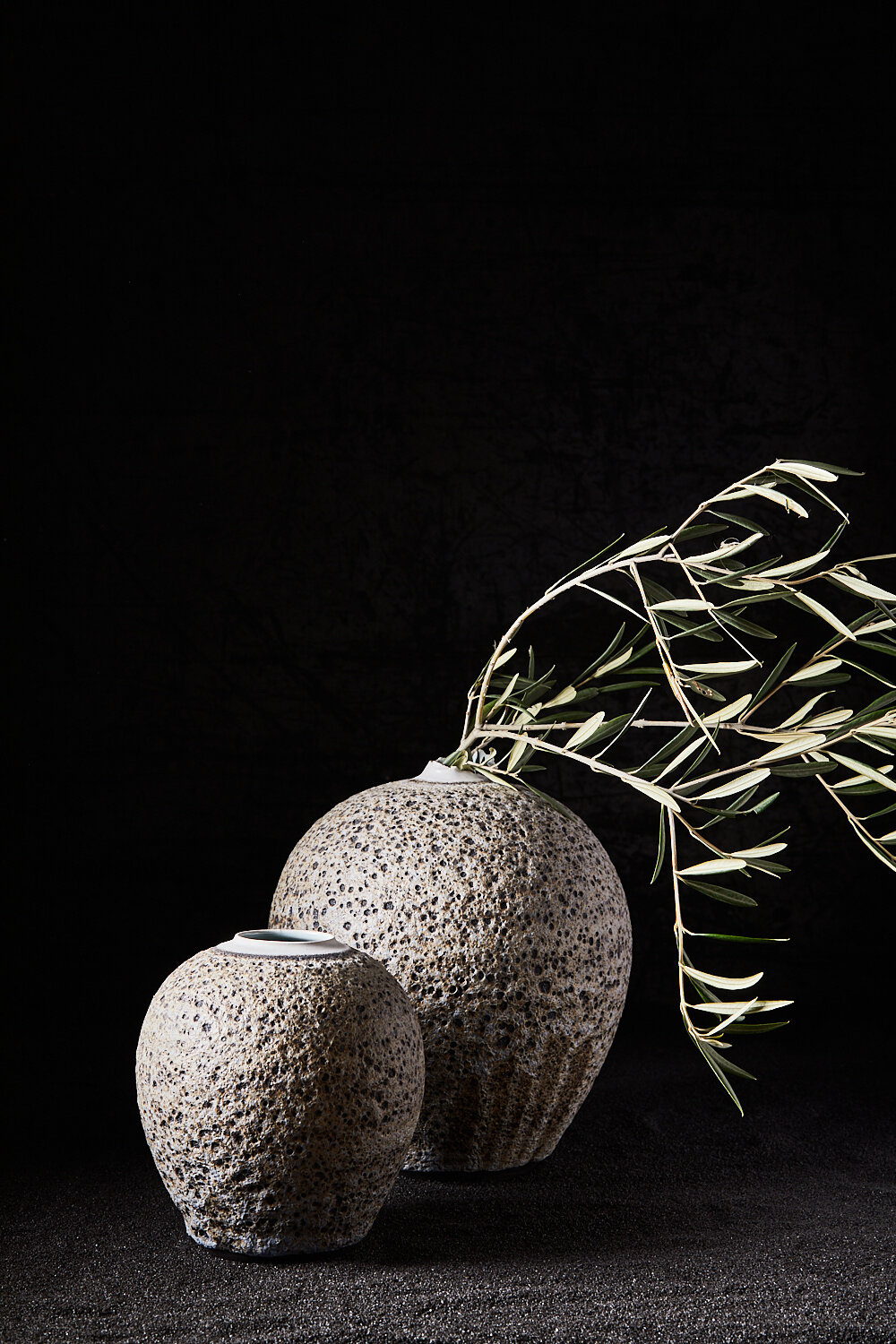 Adrian-Gonzalez-round-vases.jpg