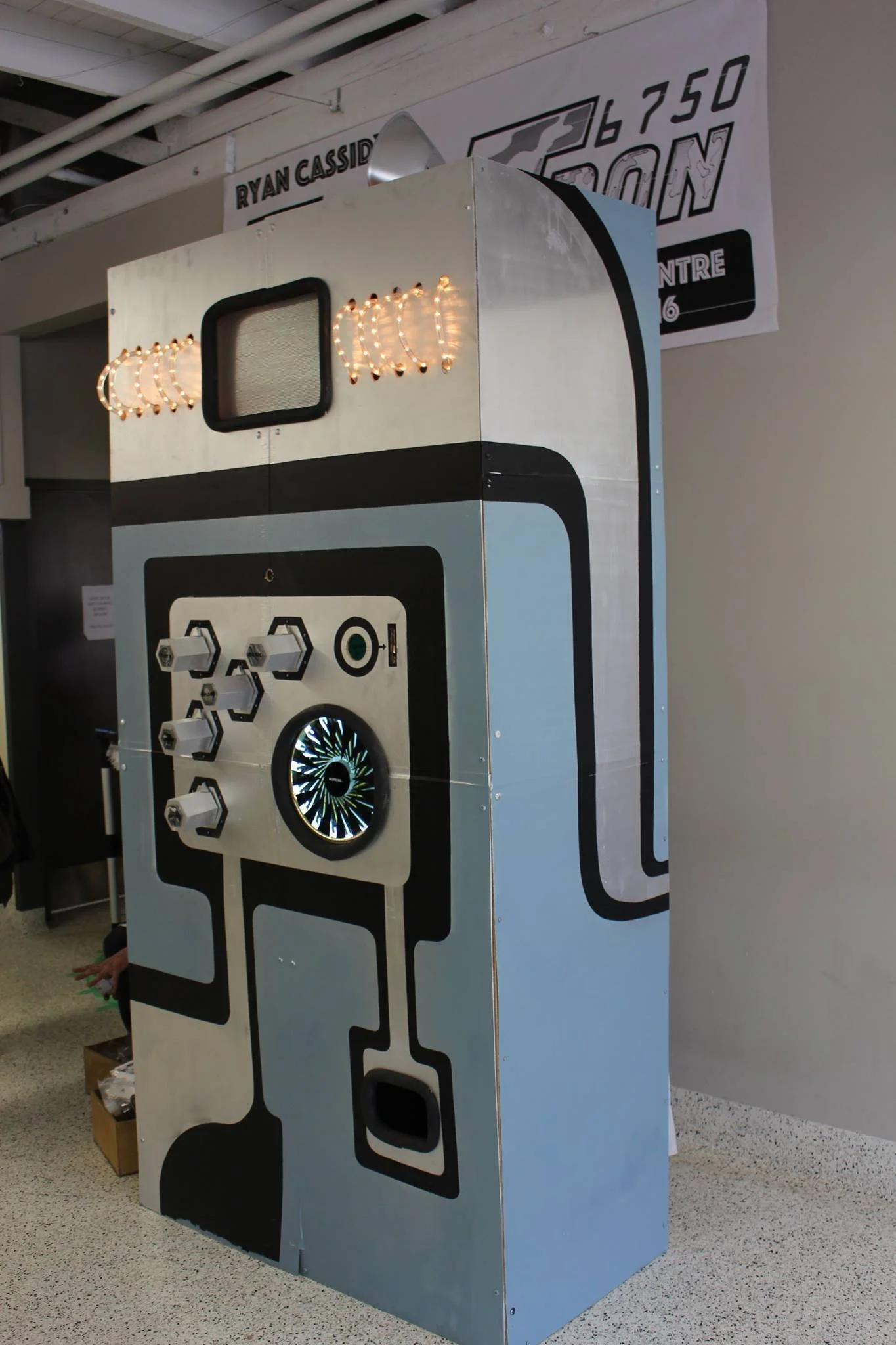 booth 3 quarters.jpg