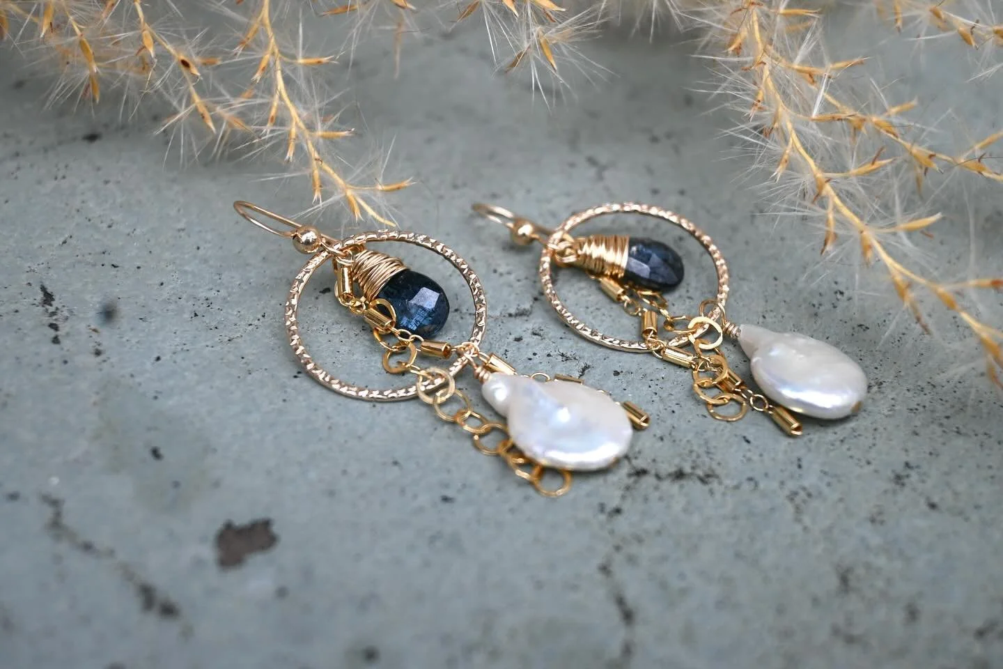 Busy working on lots of new jewelry and kinda obsessing with pearls at the moment. 

I will be starting off the season at the Venice craft show on September 6&amp;7 

#artist #pearljewellery #pearlearrings #tampabayart #goldjewelry