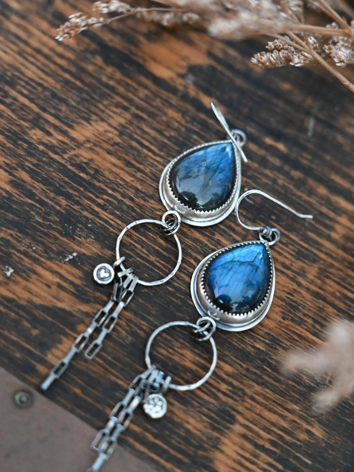 Hi guys! Some updates from me&hellip;

&bull;My show season is coming to a close soon. I&rsquo;ve updated my festival schedule on the website so go check it out. I&rsquo;ll be in Maryland for a couple shows and one in Richmond, VA!

&bull; I&rsquo;ve