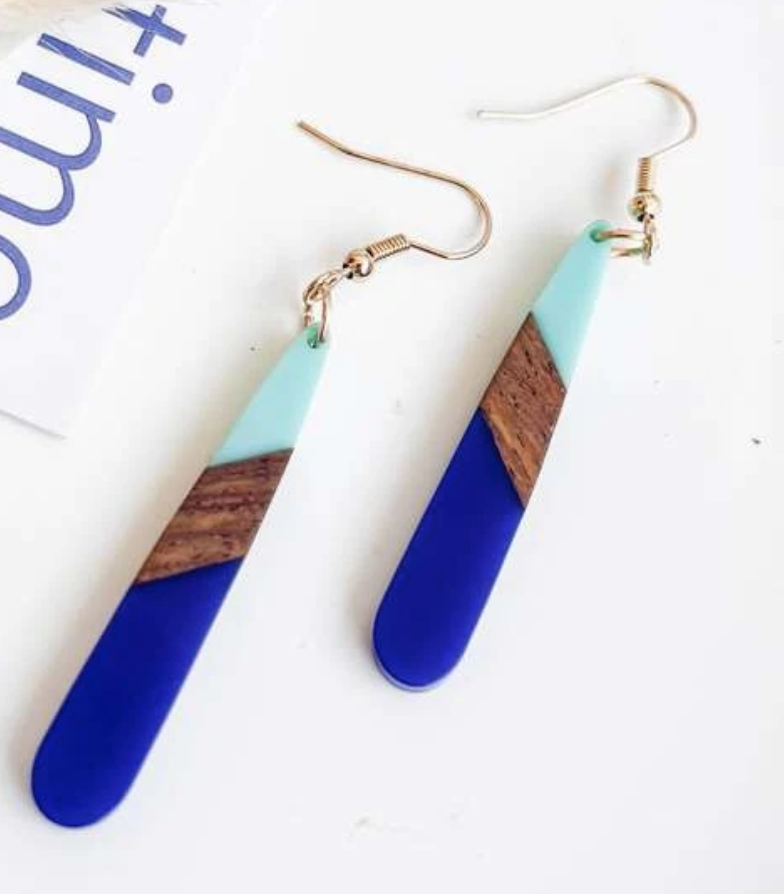 Blue wood and resin pearl drop earrings 1.2 - Style Me African