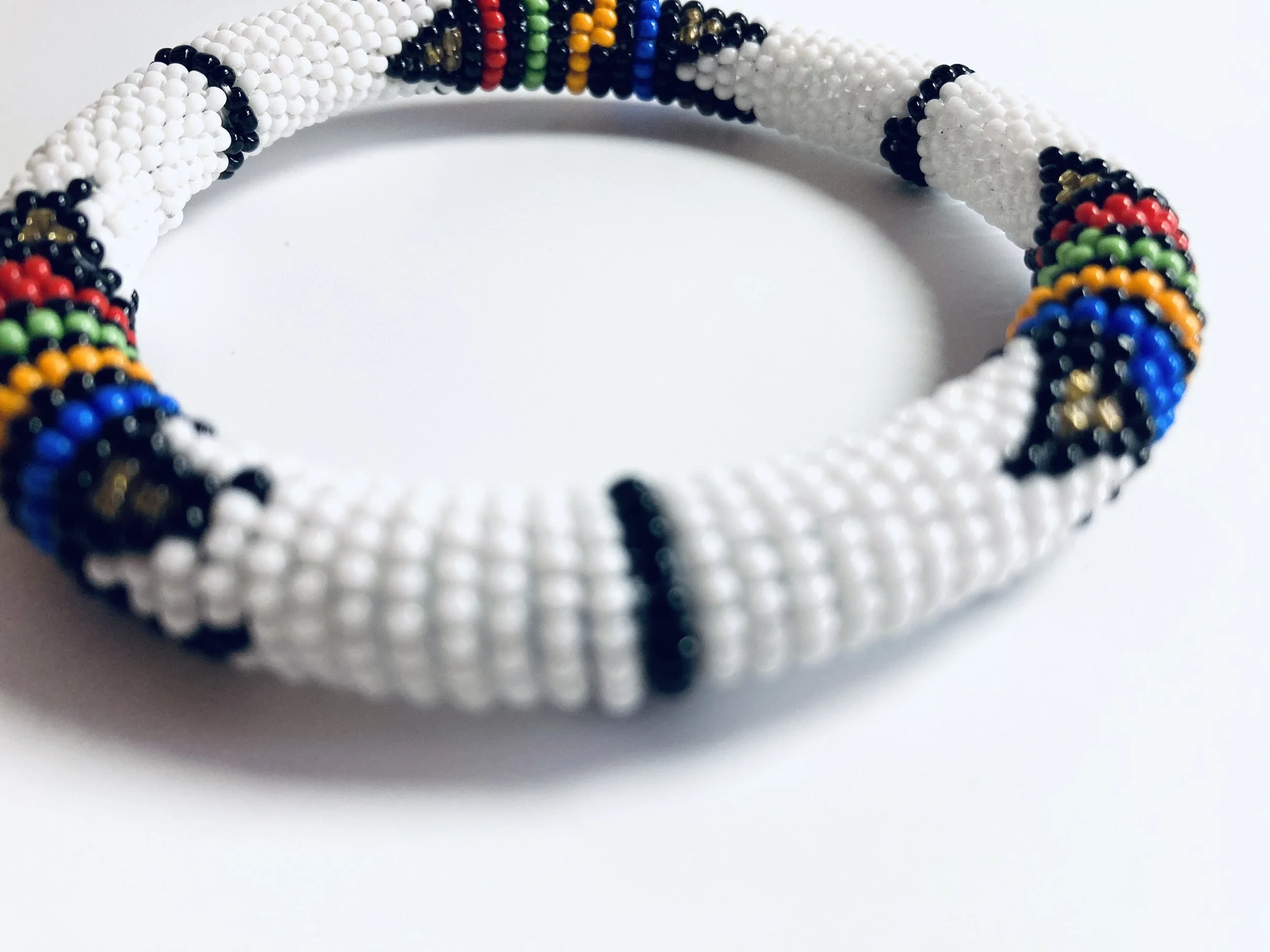 White maasai beaded bracelet 1.2 - style me african