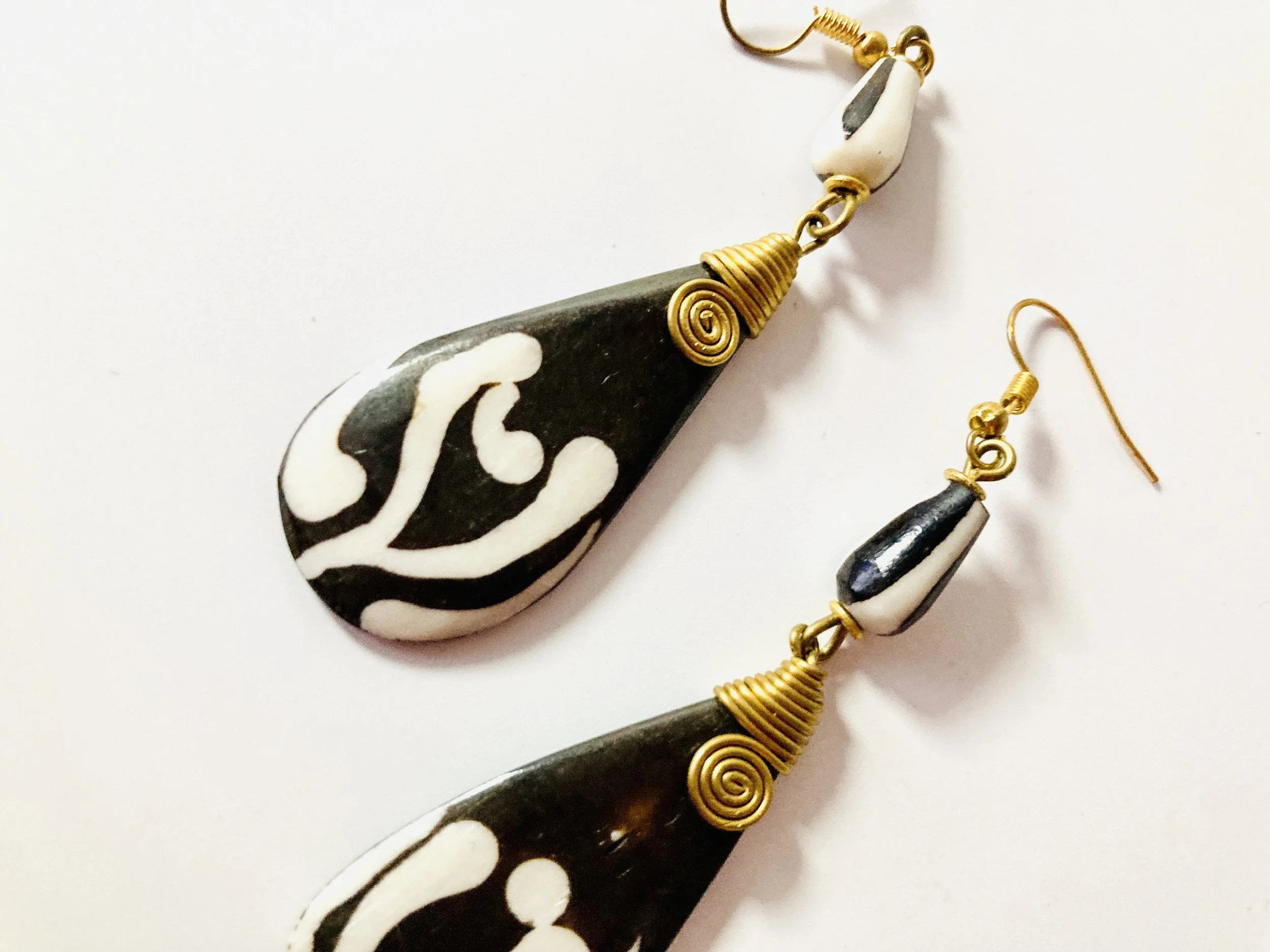 Black and white Kenyan ethnic earrings 1.4 - Style Me African