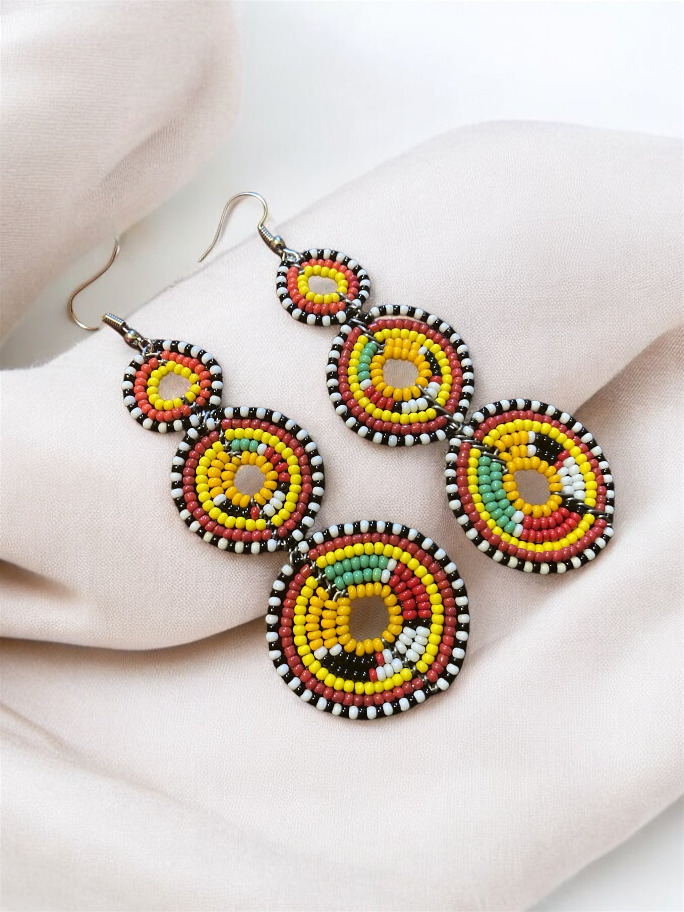 3 disc multicoloured beaded earrings 1.1 - Style Me A African