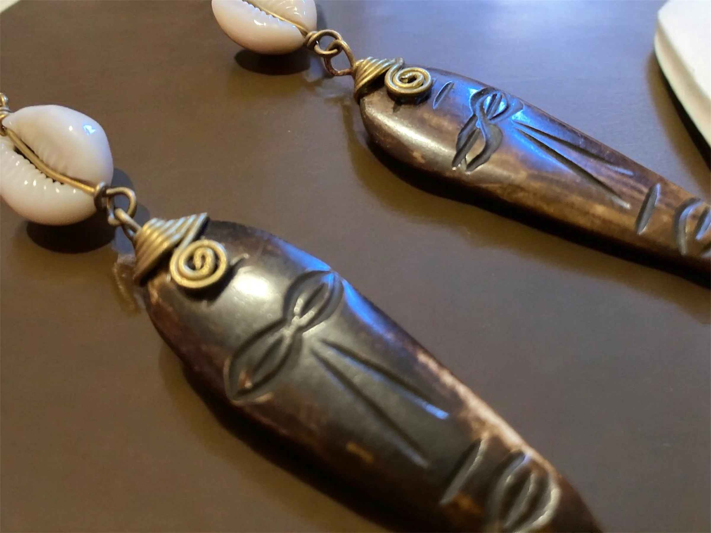 African mask wooden earrings 1.4 - Style Me African