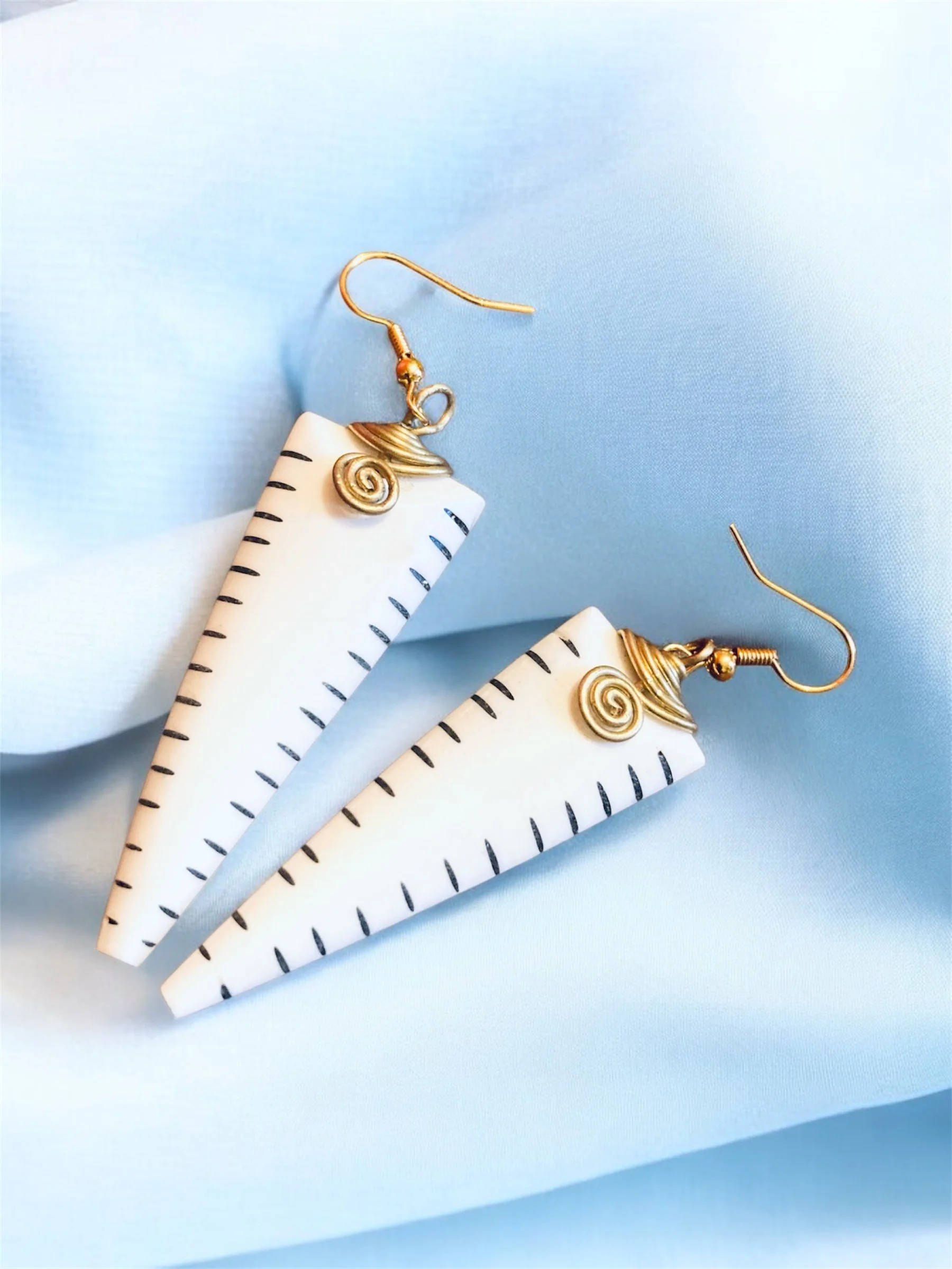 White Tribal African ethnic earrings 1.5 - Style Me African