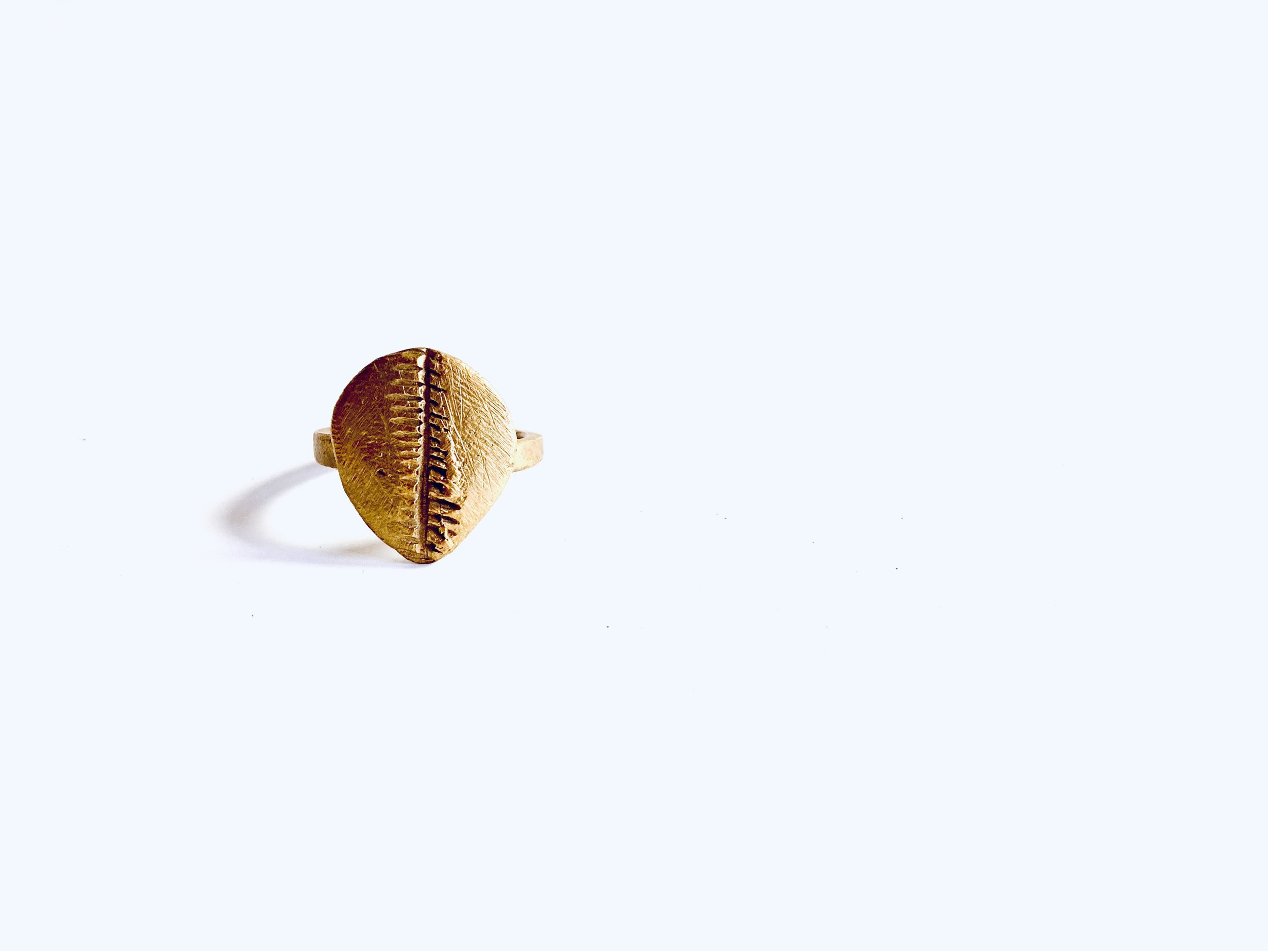 Brass cowrie ring 1.3 - Style Me African