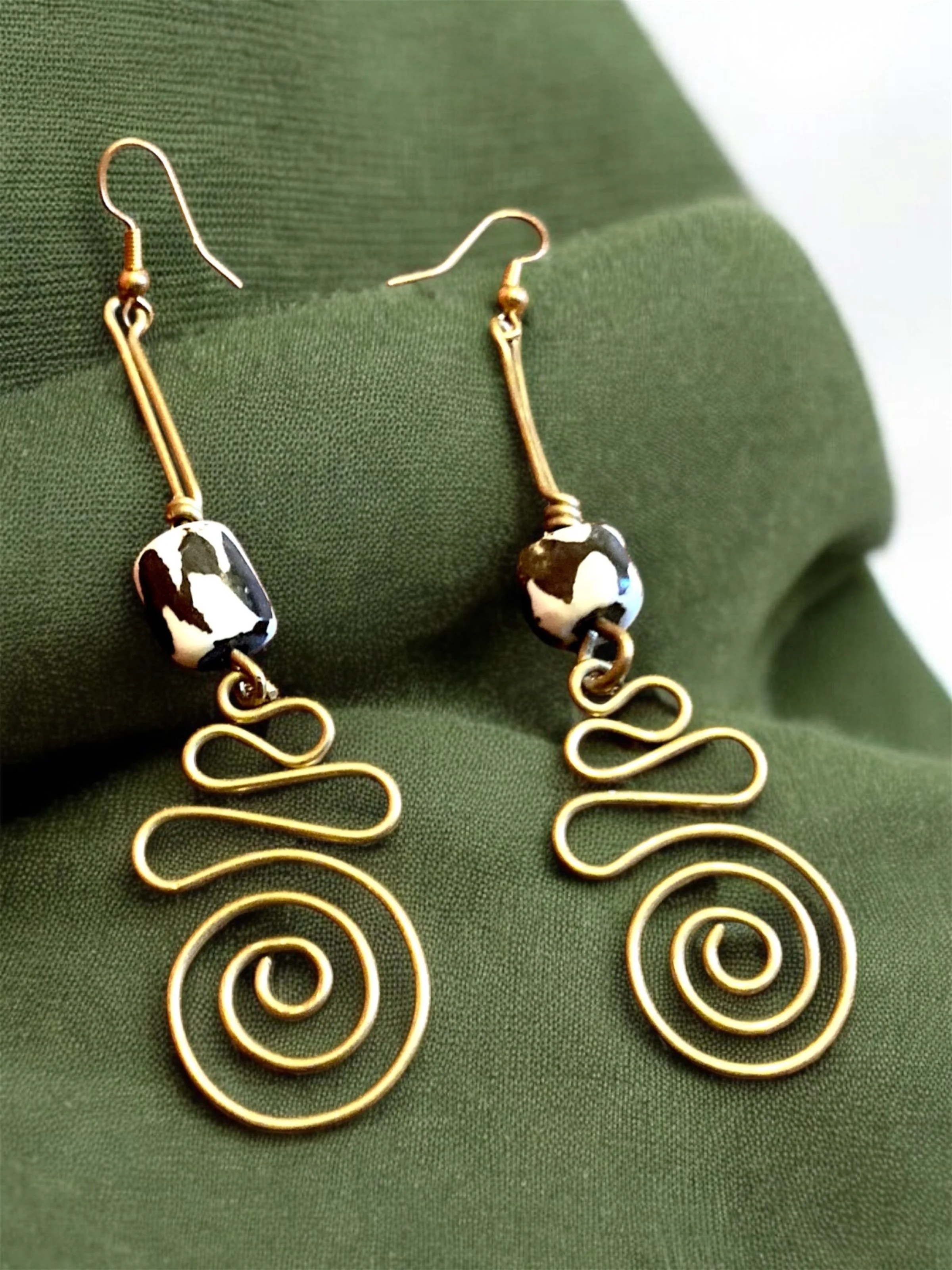 Black and white bead brass African earrings 1.1 - Style Me African