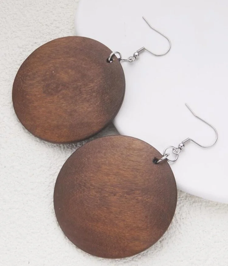 Round disc wooden triangle earrings