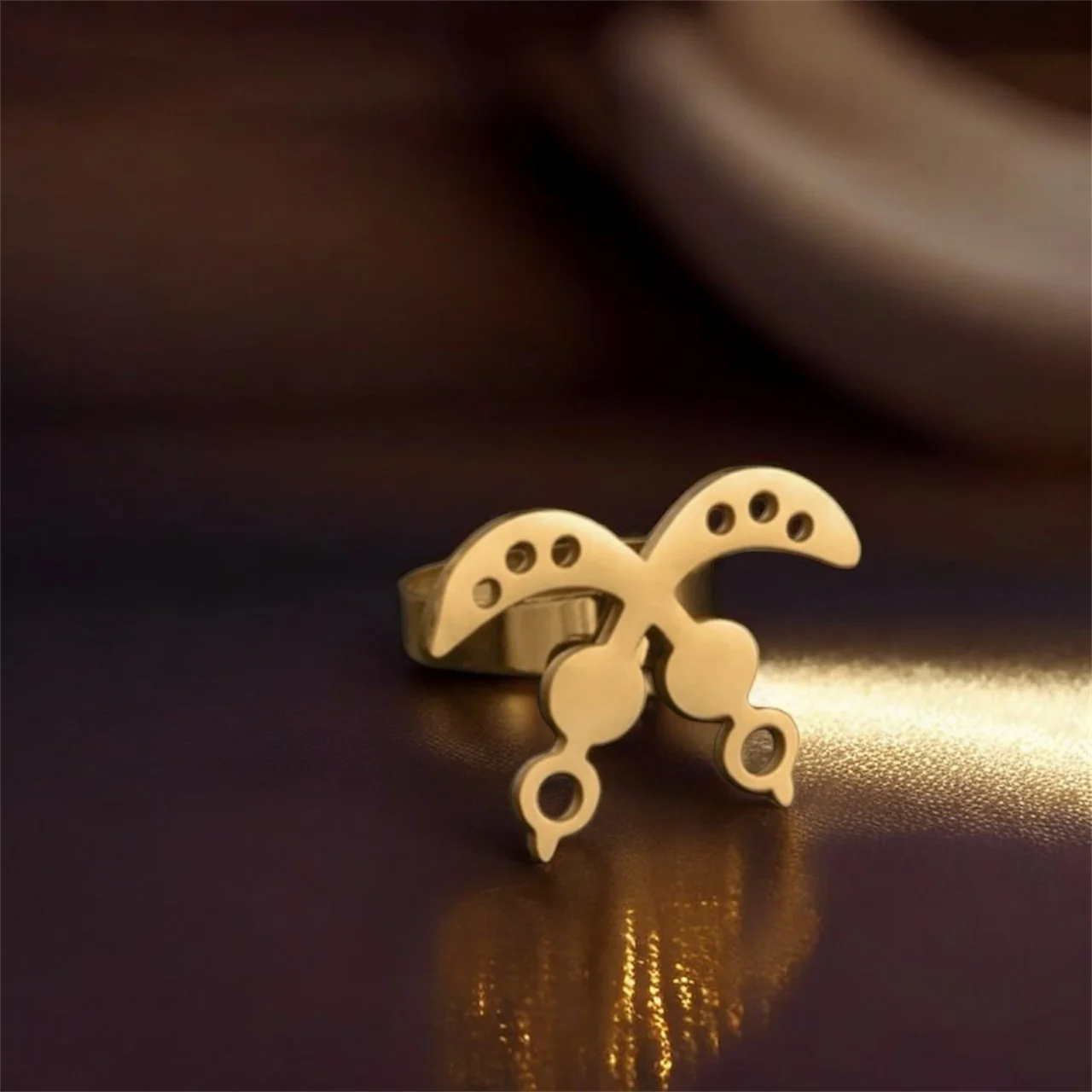 Gold Akofena Adinkra ring