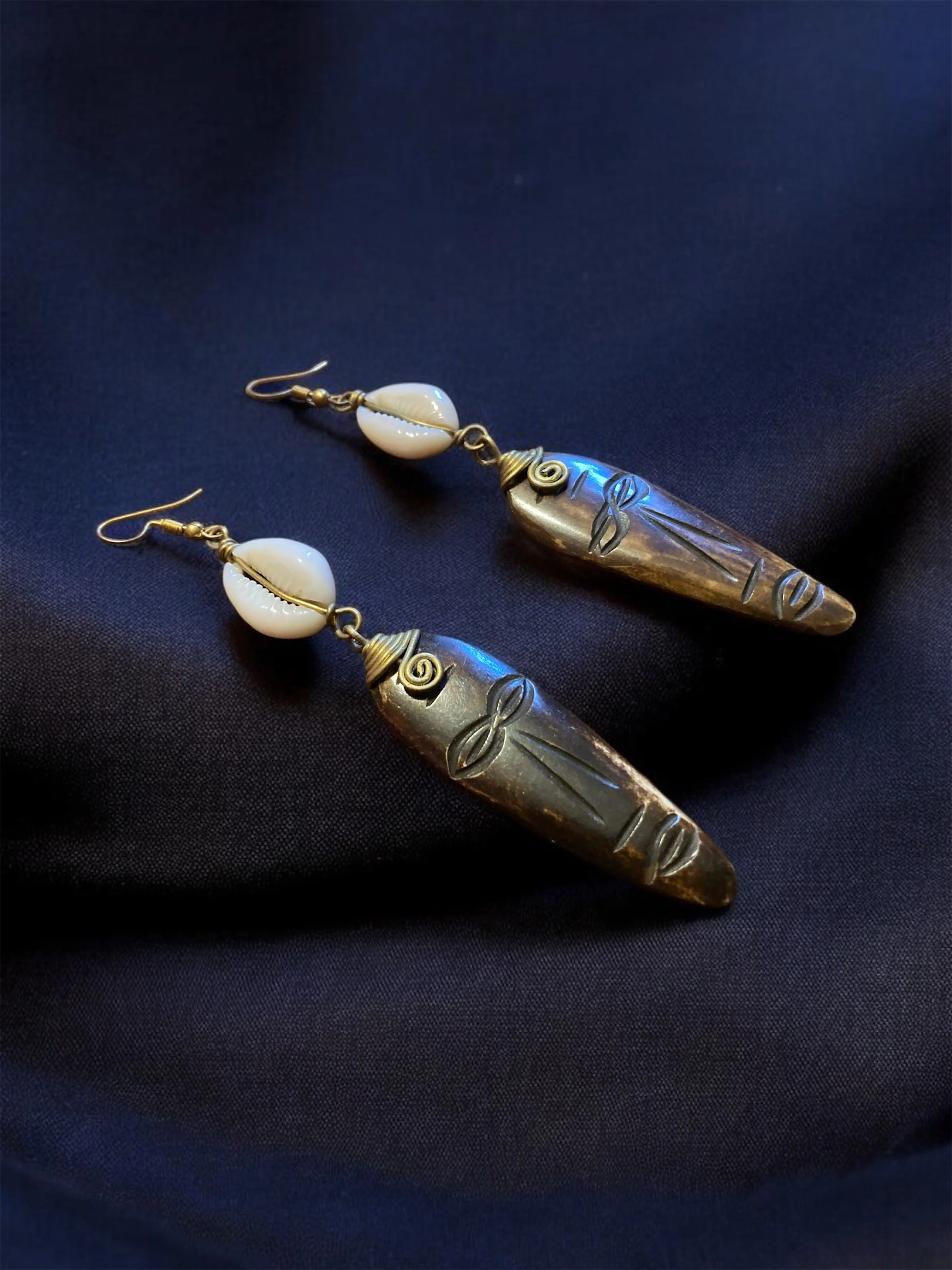 African mask wooden earrings 1.3 - Style Me African