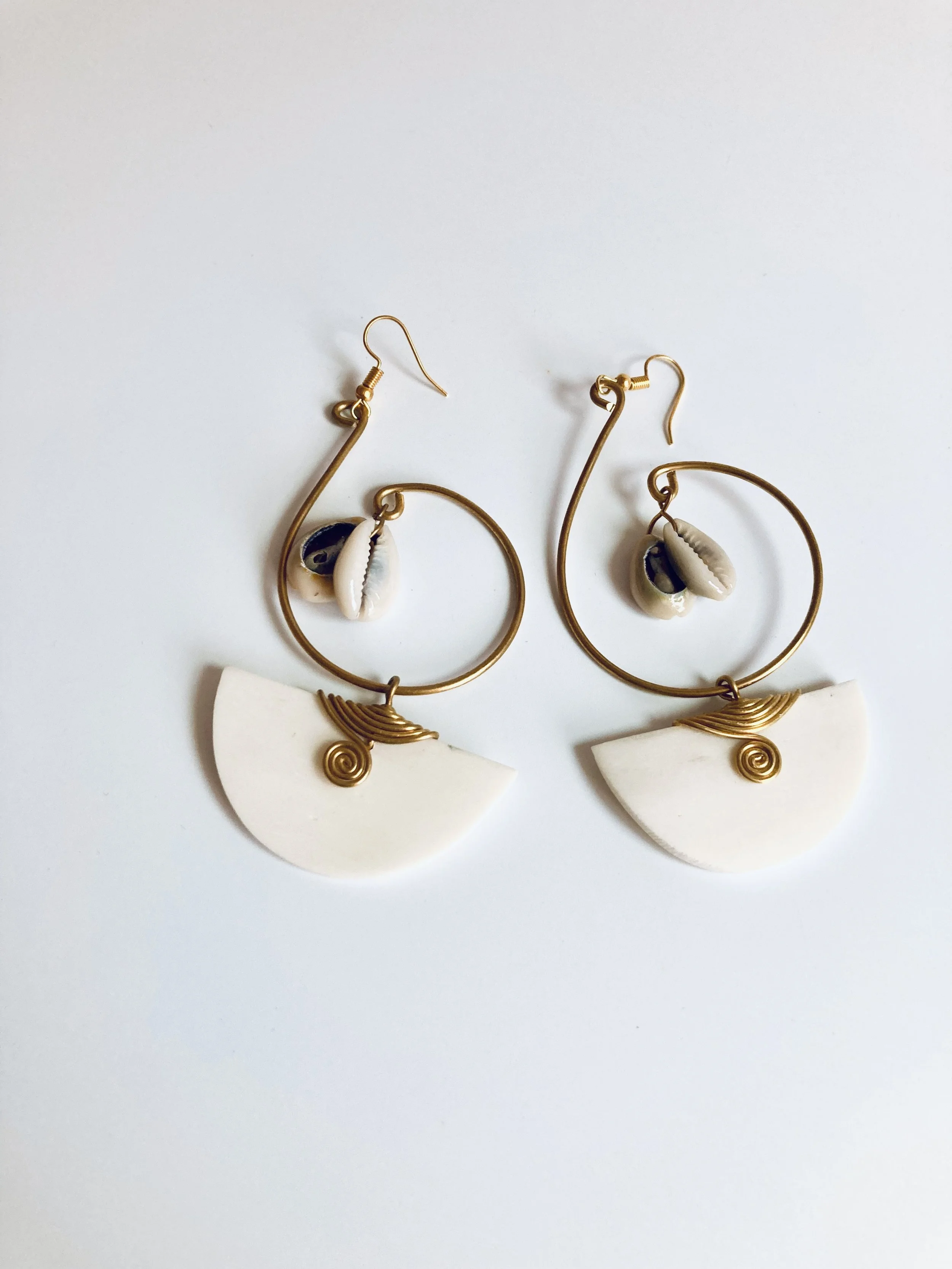 White disc cowrie earrings 1.5 - Style Me African