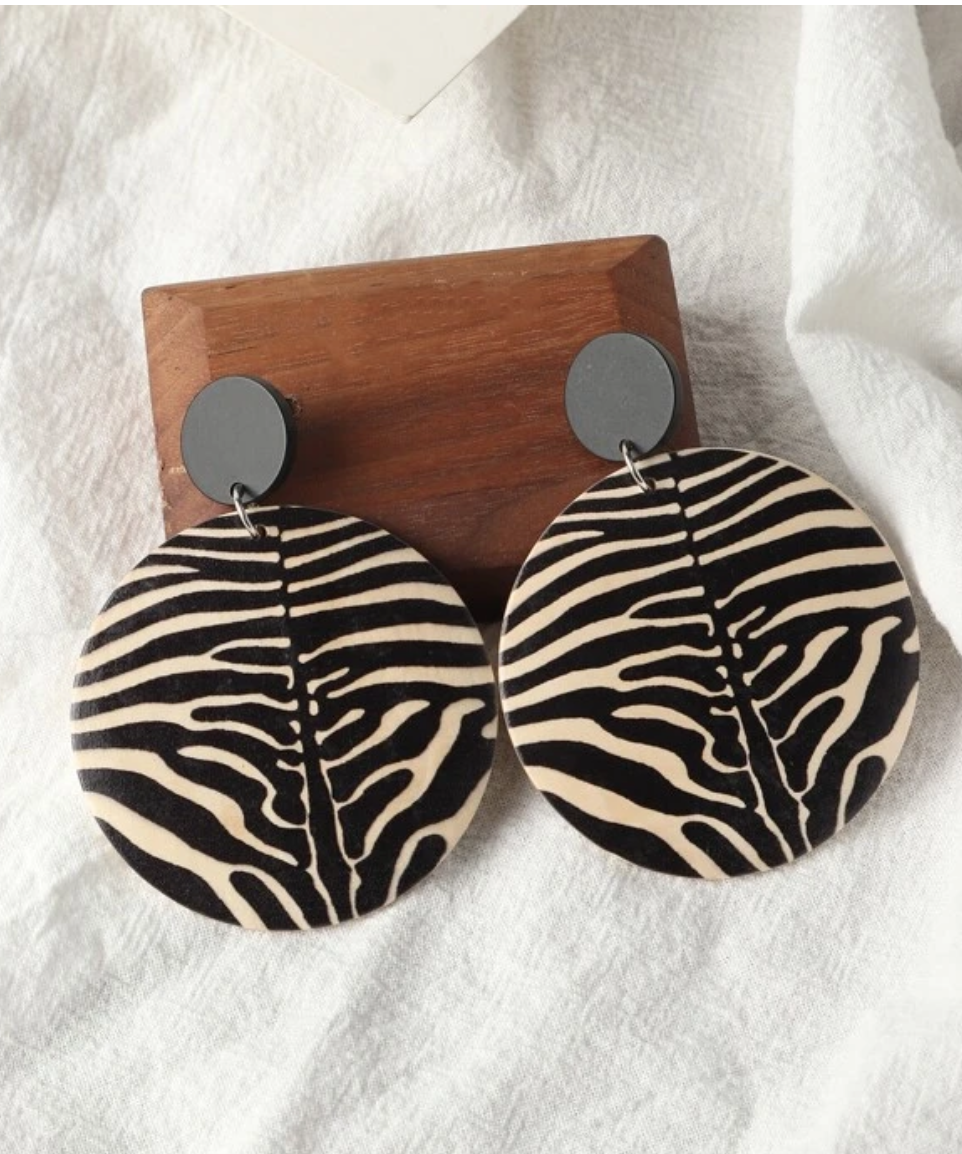 Round wooden zebra earrings 1.3 - Style Me African