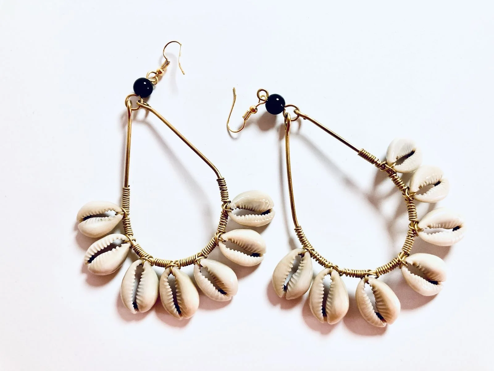 Pear drop cowrie earrings 1.4 - Style Me African