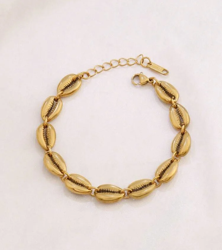 18k gold plated cowrie bracelet 1.3 - Style Me African