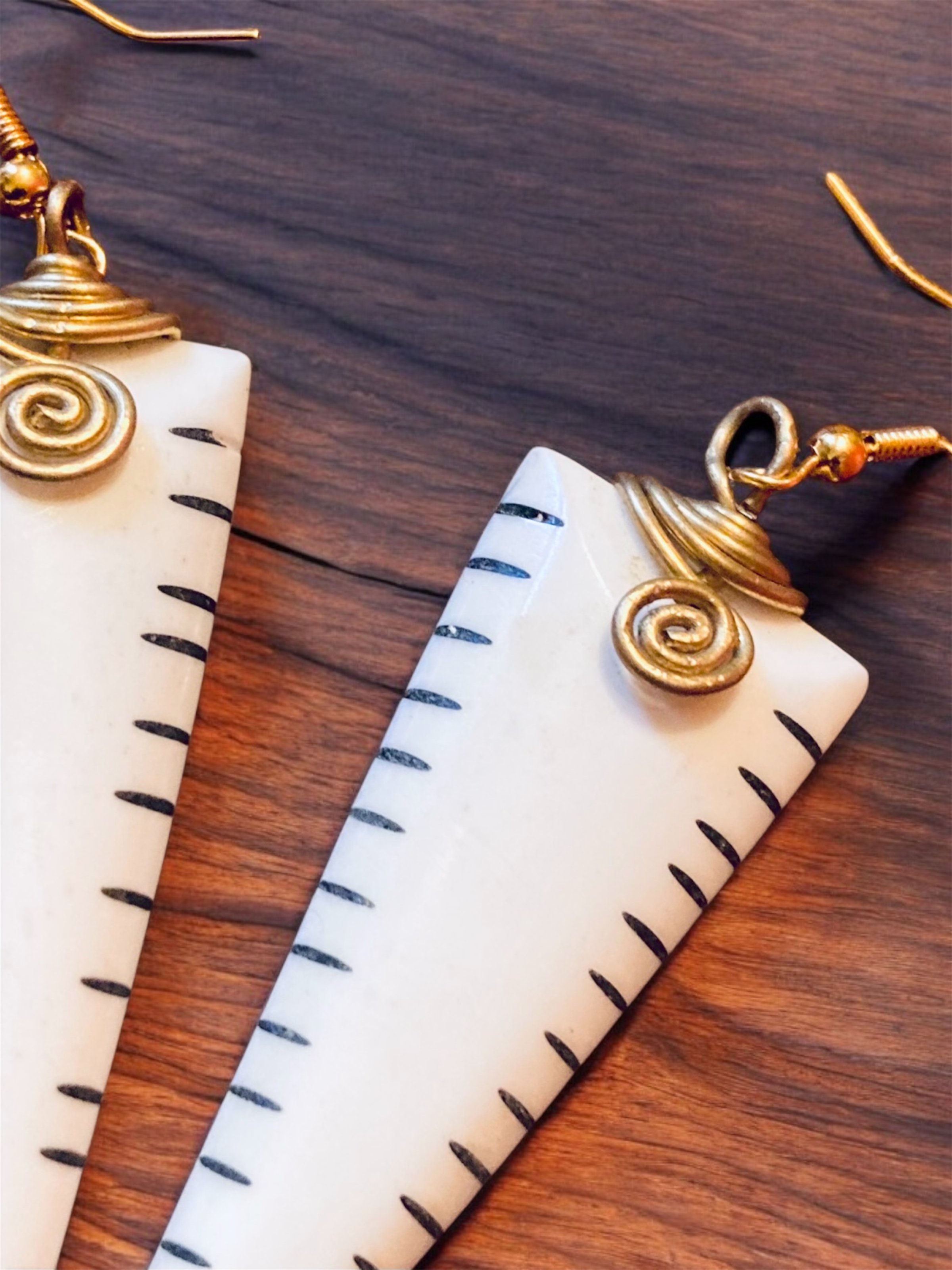 White Tribal African ethnic earrings 1.2 - Style Me African