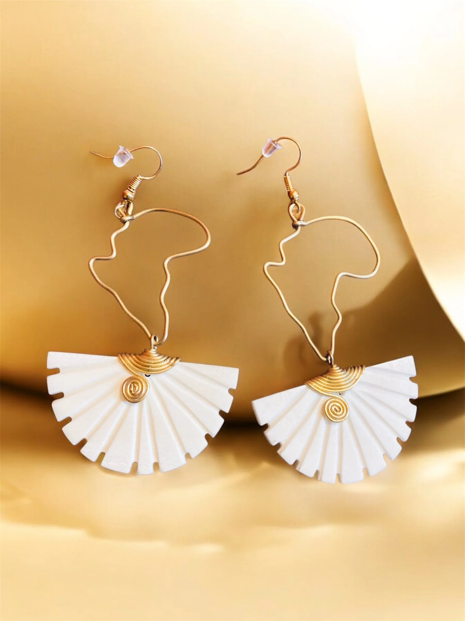 Africa shape fan earrings 1.4 Style Me African