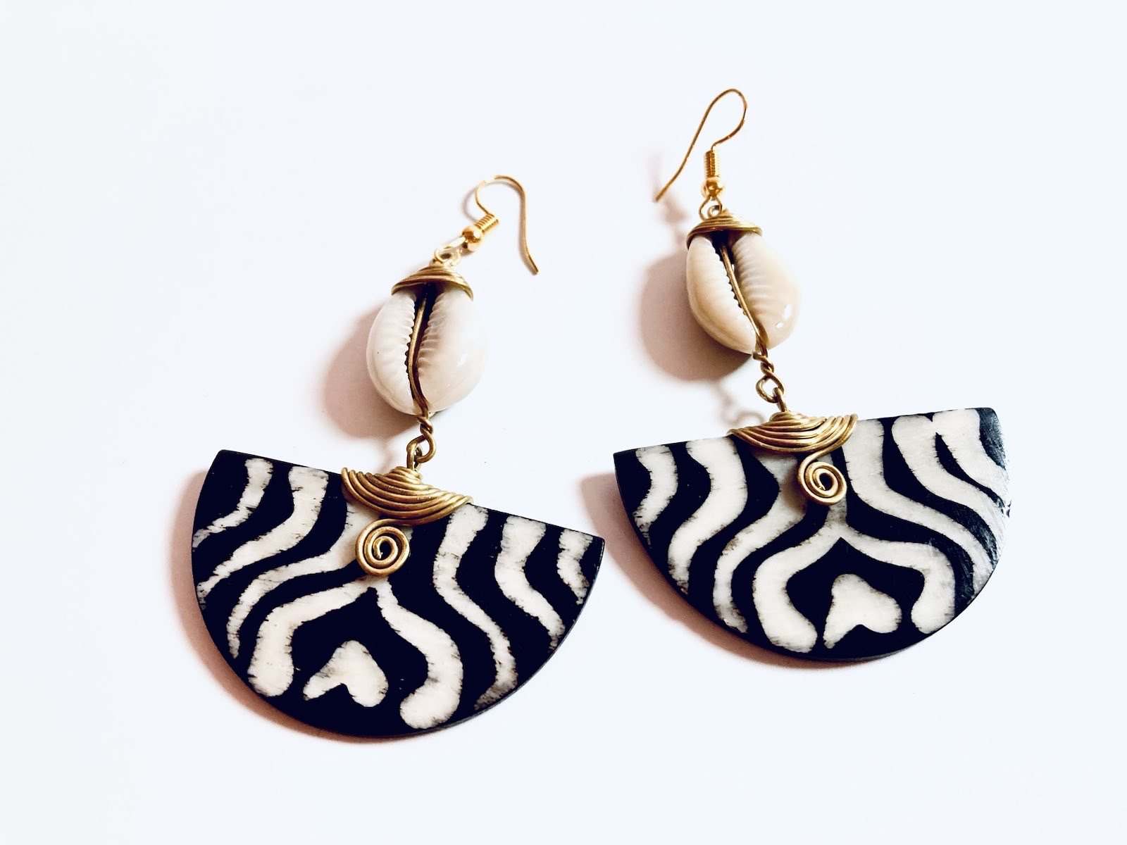 Black and white African ethnic earrings 1.3 - Style Me African