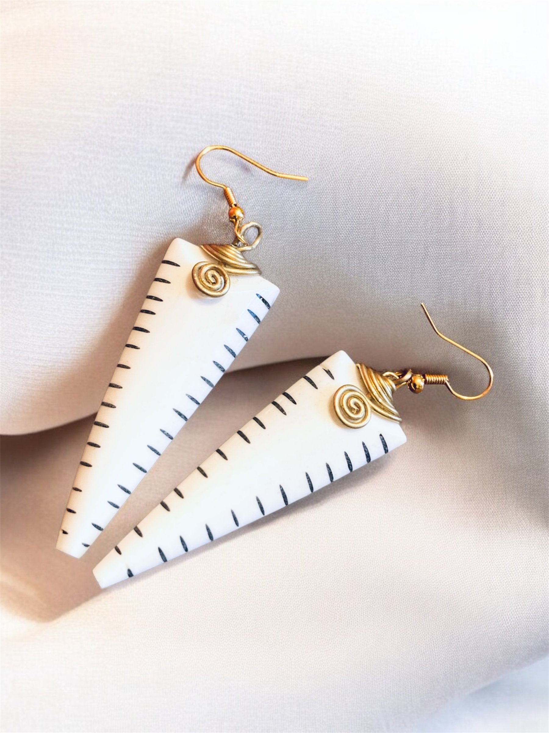 White Tribal African ethnic earrings 1.6 - Style Me African
