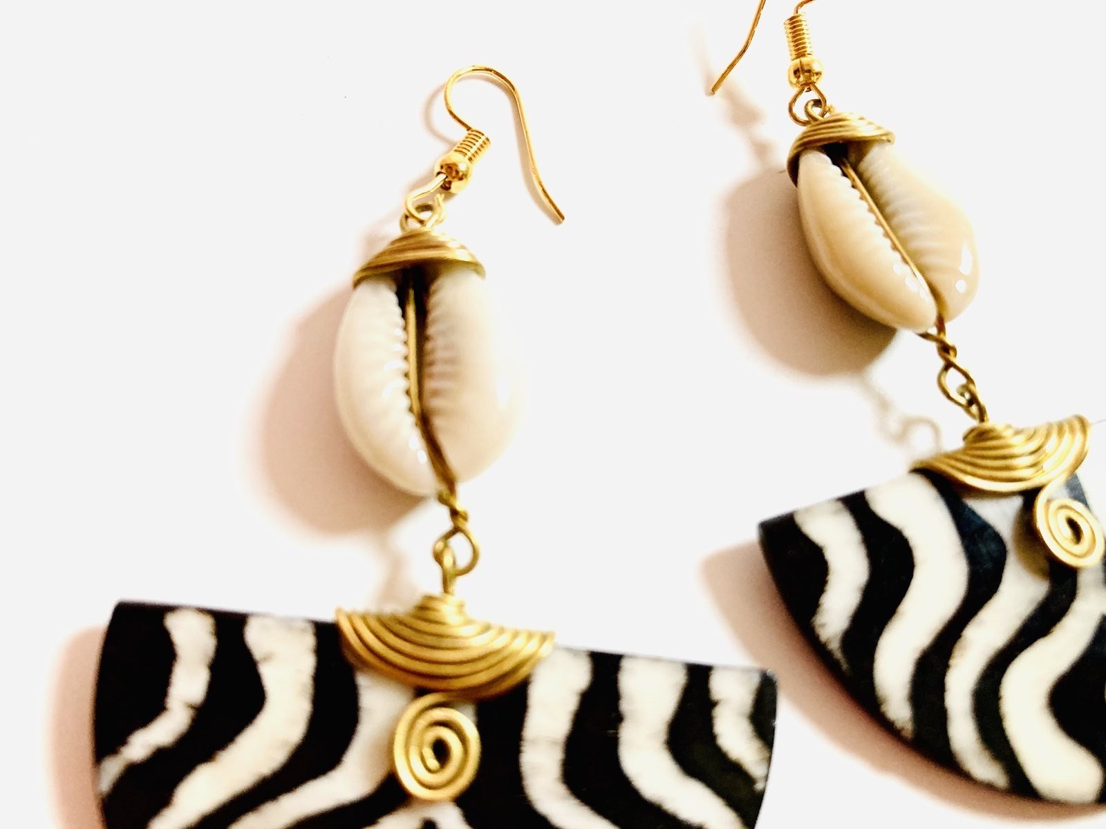 Black and white African ethnic earrings 1.4 - Style Me African