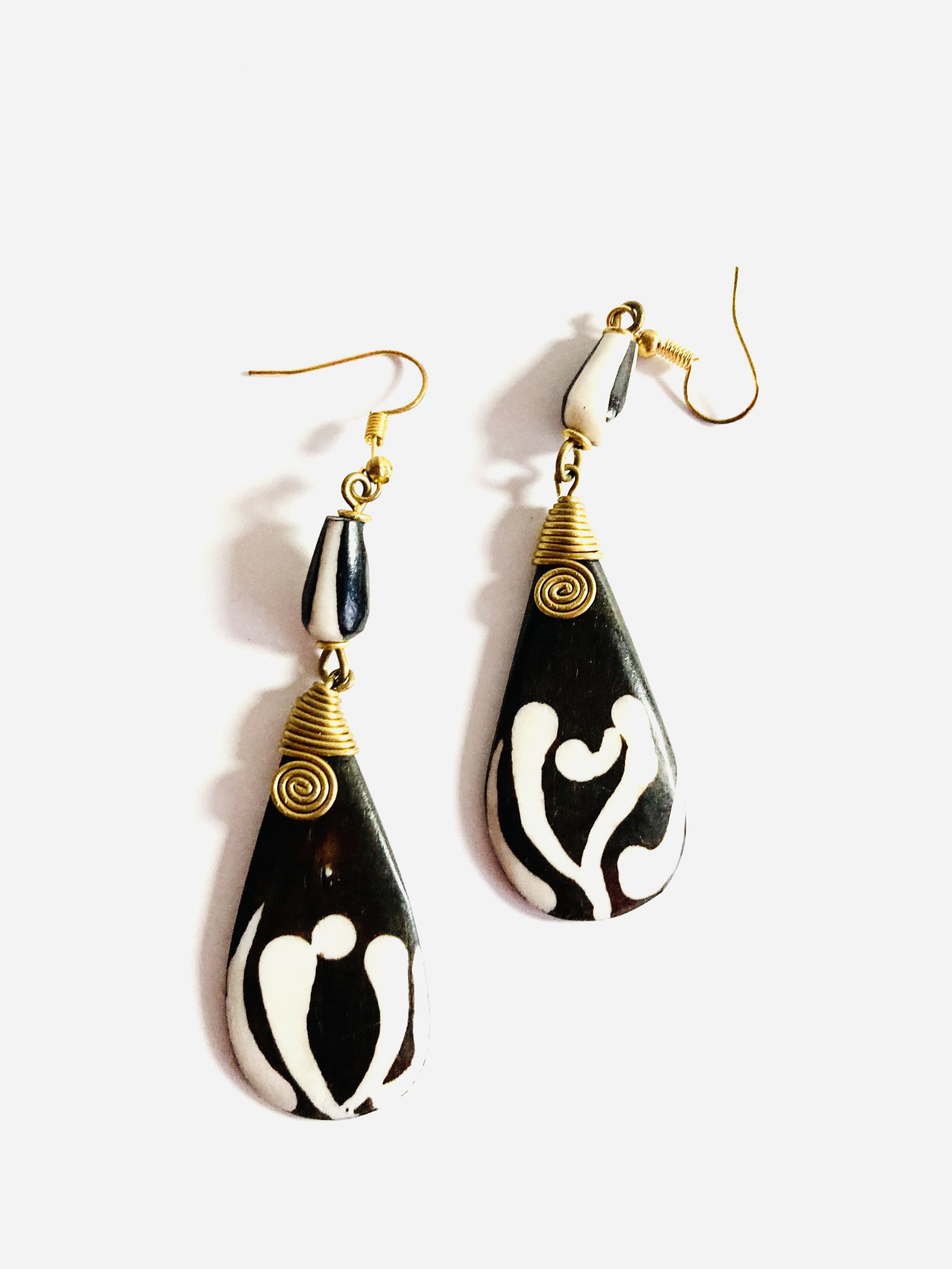 Black and white Kenyan ethnic earrings 1.5 - Style Me African