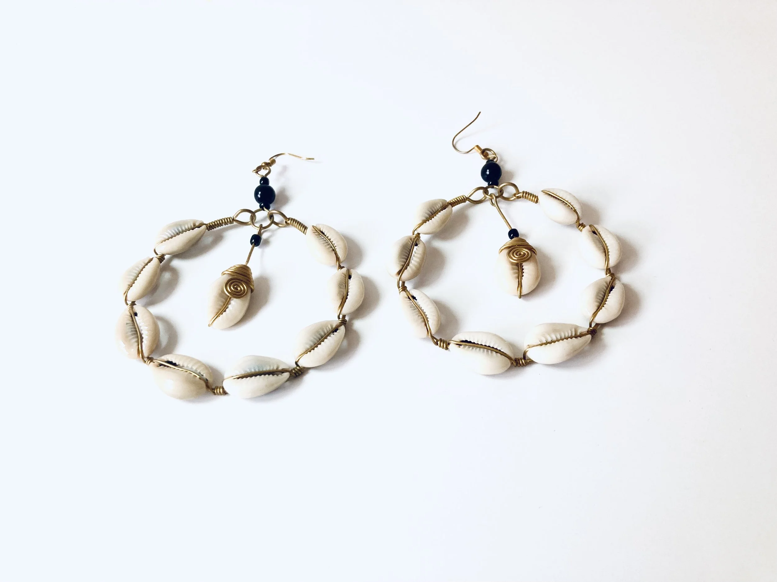 Cowrie hoop earrings 1.4 - Style Me African