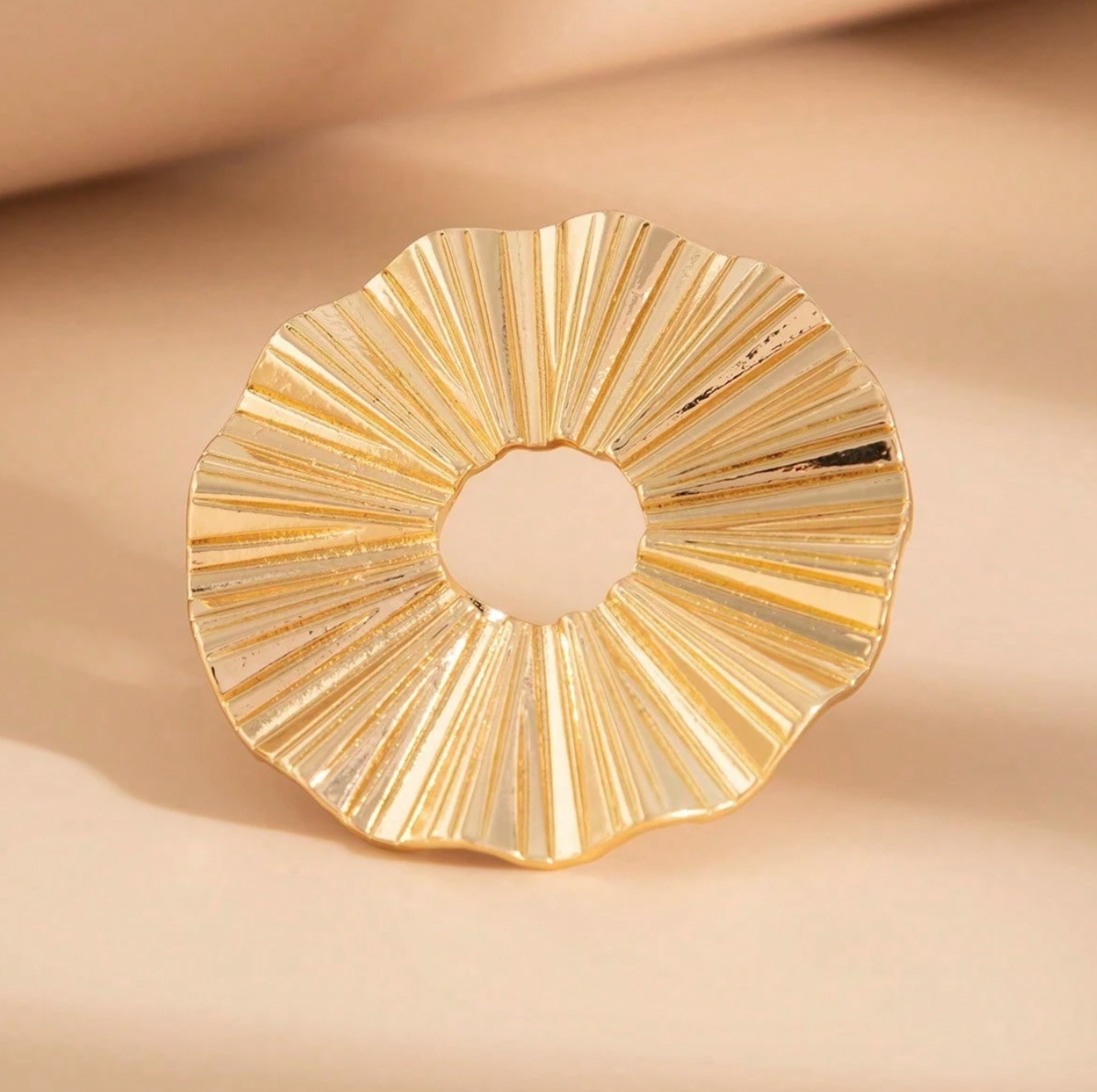 Oversize Gold pleated circular ring 1.4 -Style Me African.png